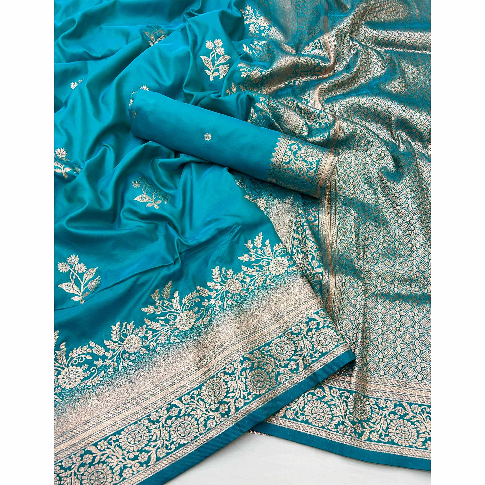 Blue Art Silk Saree Featuring Intricate Floral Zari Weaving & An Elegant Banarasi Pallu