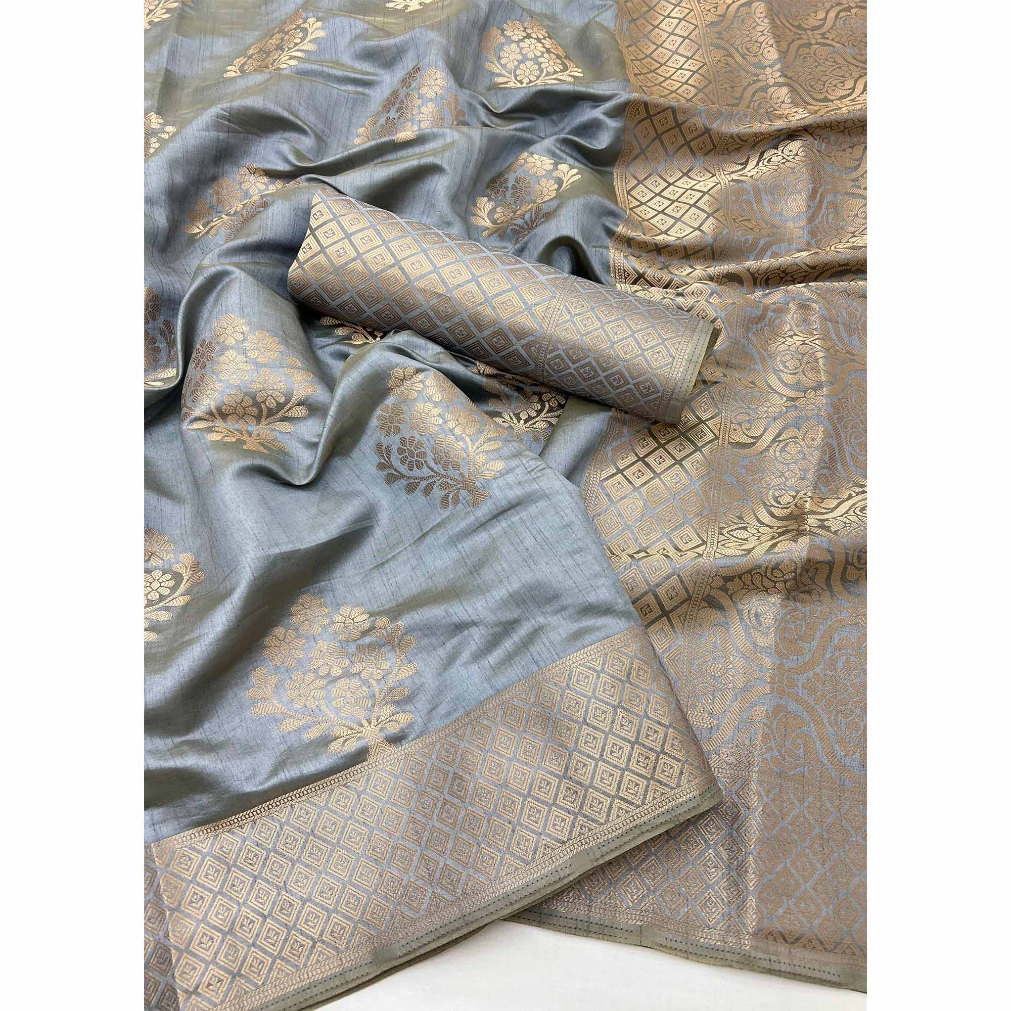 Grey Floral Zari Woven Tusser Cotton Silk Saree With Stylish Tassel Pallu