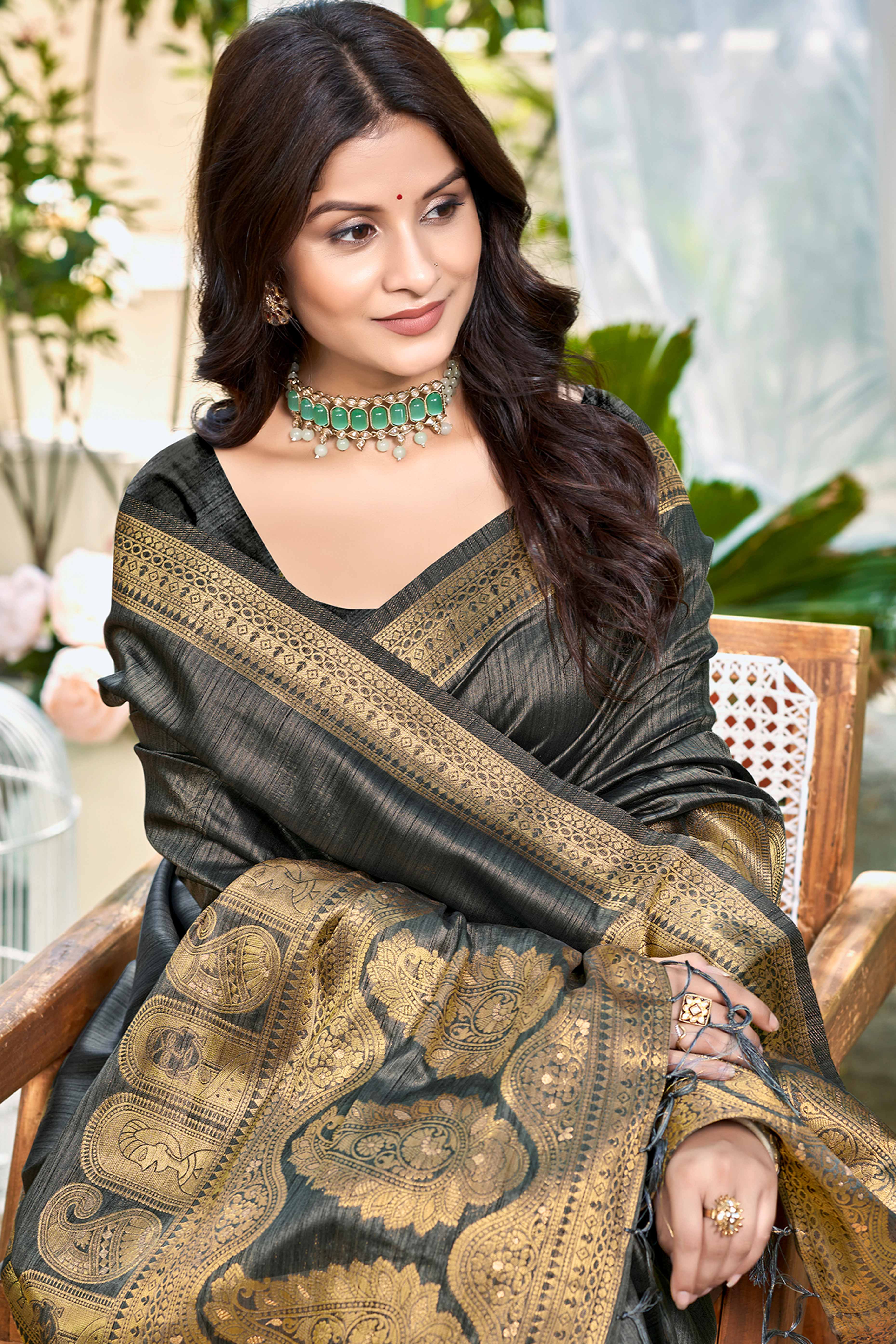 Grey Assam Silk Blend Saree With Intricate Zari Floral & Paisley Weaving & Tassel Pallu