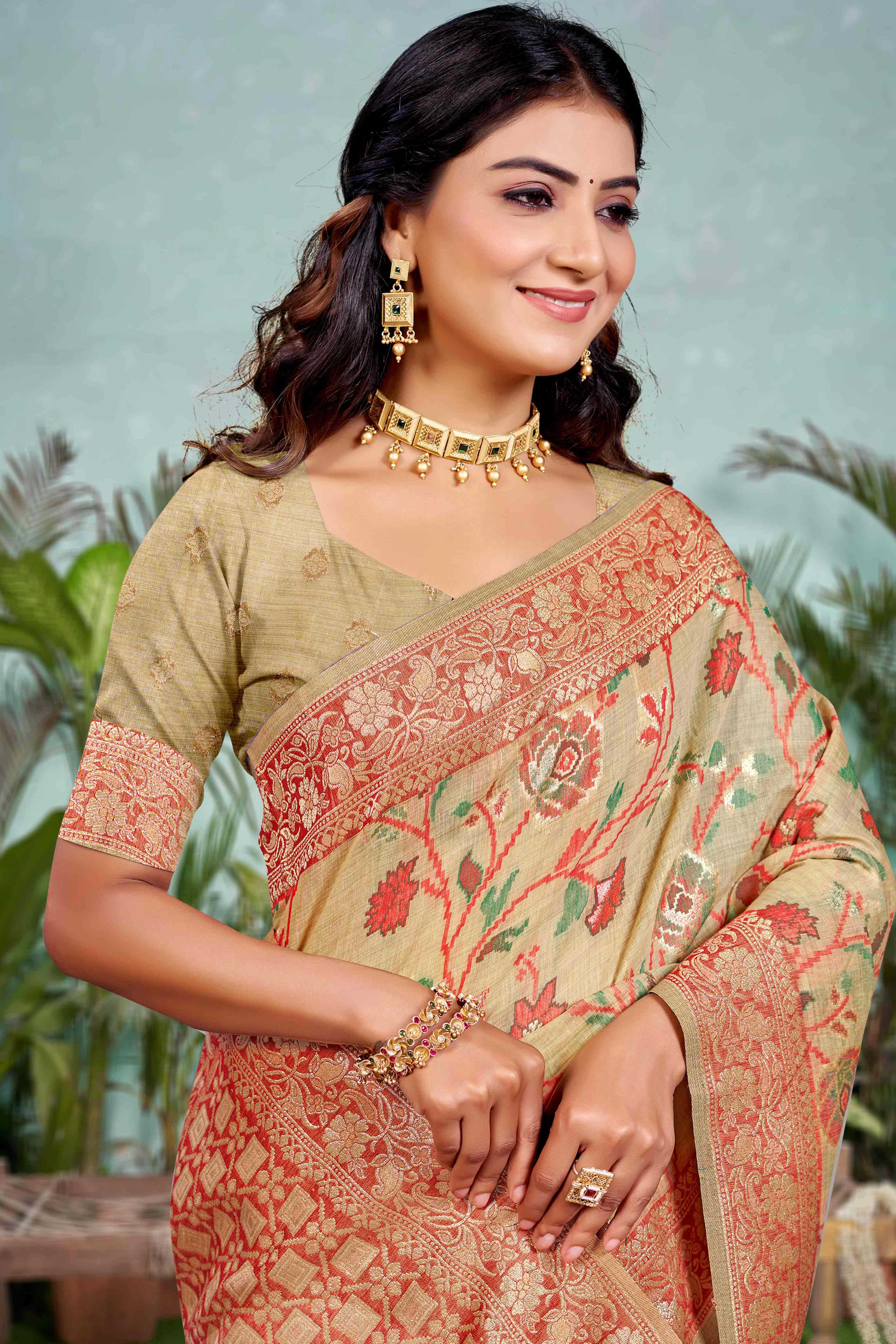 Captivating Beige Floral Zari Weaving Cotton Silk Saree Accented With Tassel Pallu