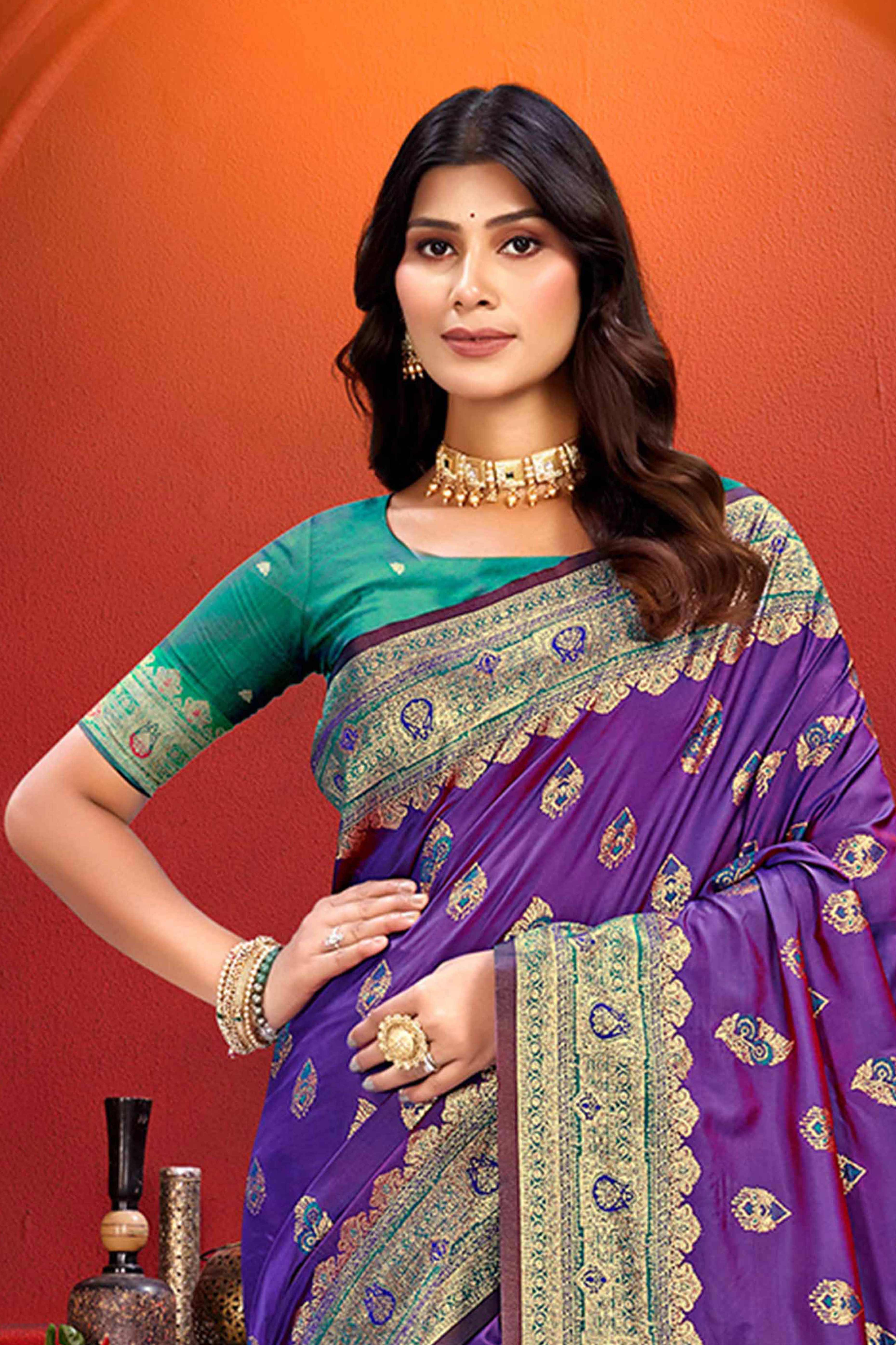 Designer Purple Floral Zari Weaving Silk Blend Saree With Stylish Tassel Pallu