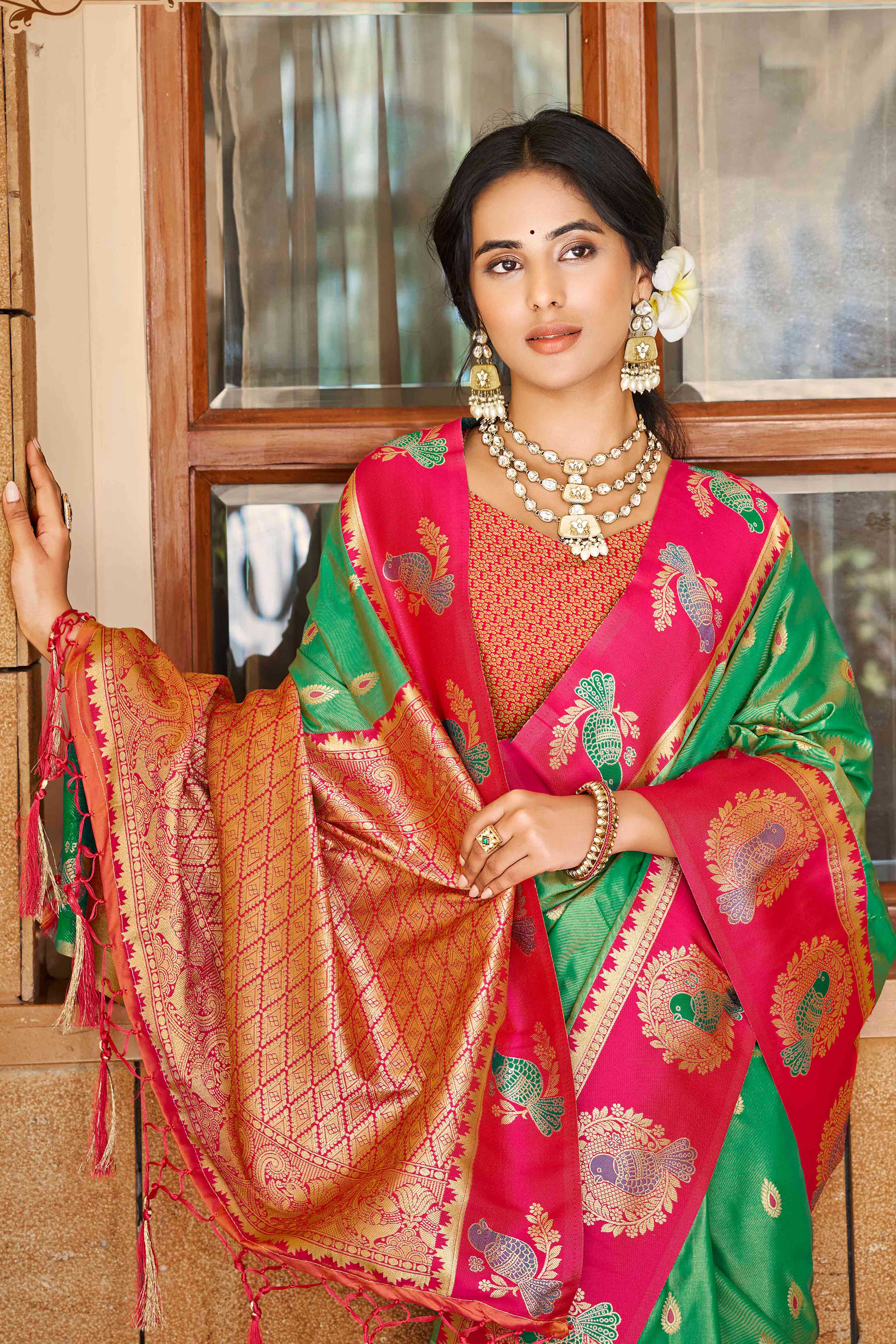 Stunning Green Floral Weaving Silk Blend Saree With Birds Design Border & Tassel Pallu