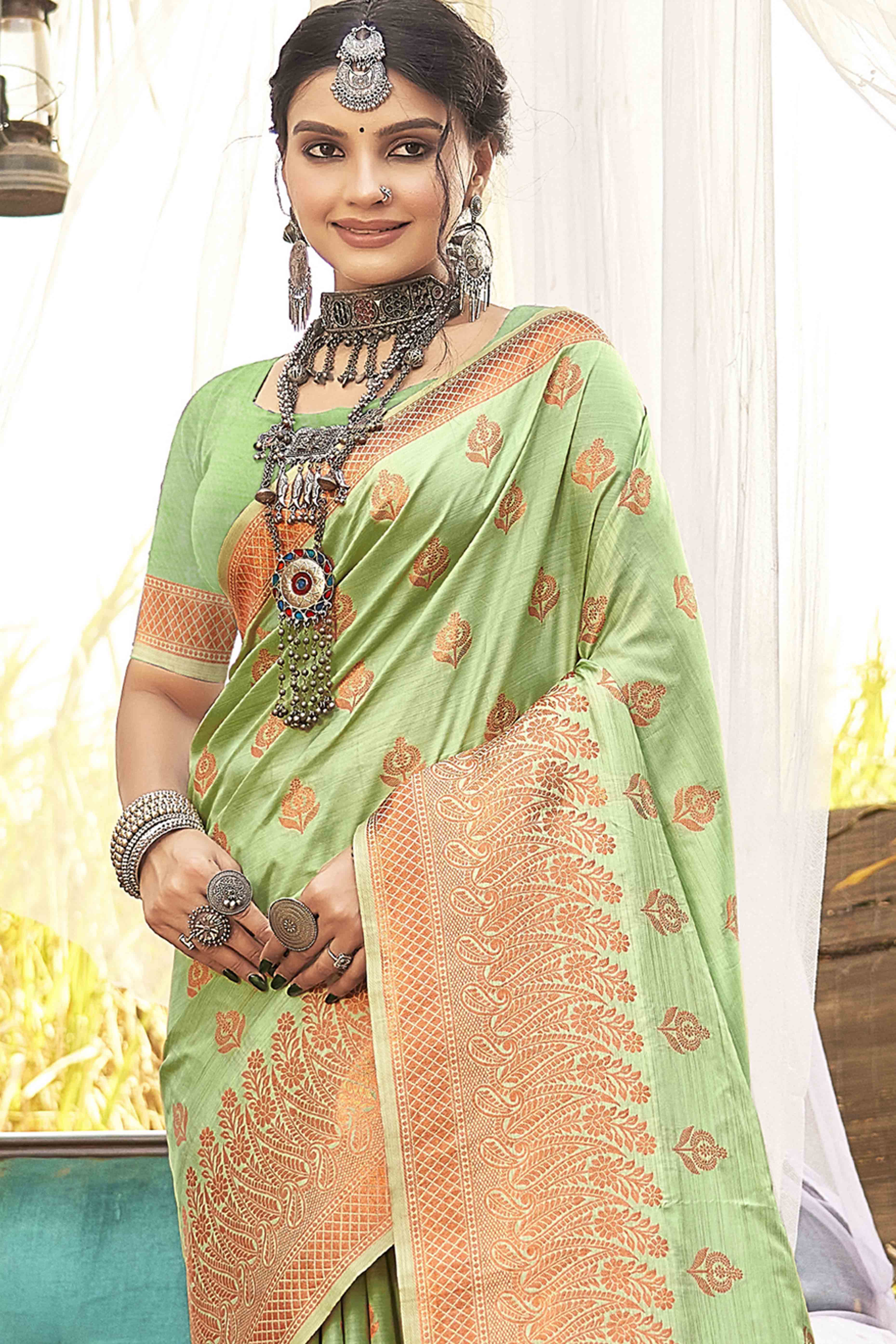 Graceful Green Onion Pink Banarasi Silk Saree With Floral Zari Weaving Work