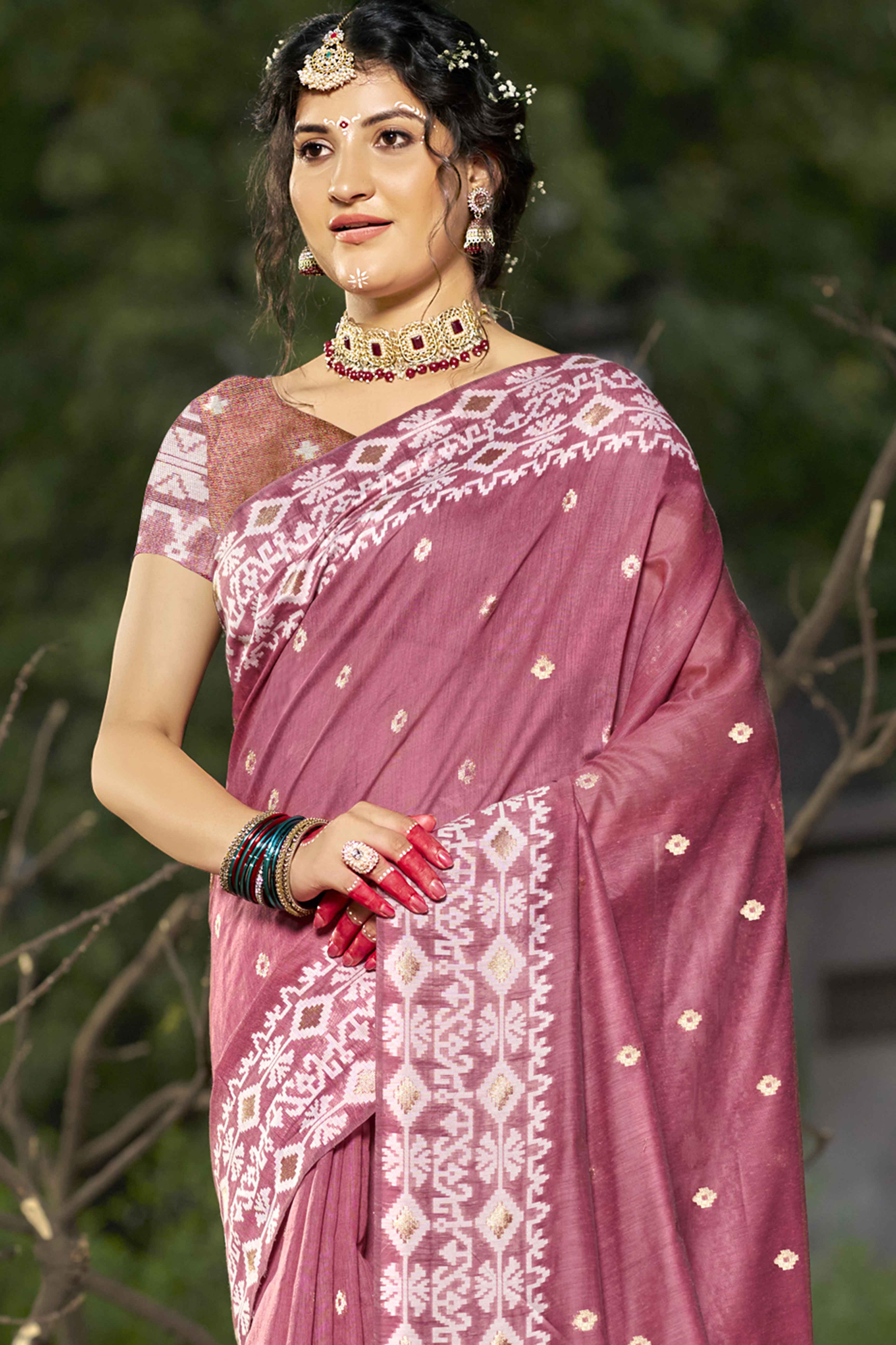 Pink Woven Linen Cotton Saree With Tassels