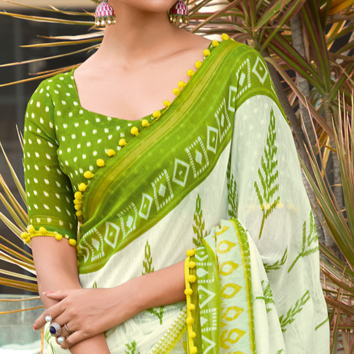 Off White Printed Pure Cotton Saree With Pum Pum Border