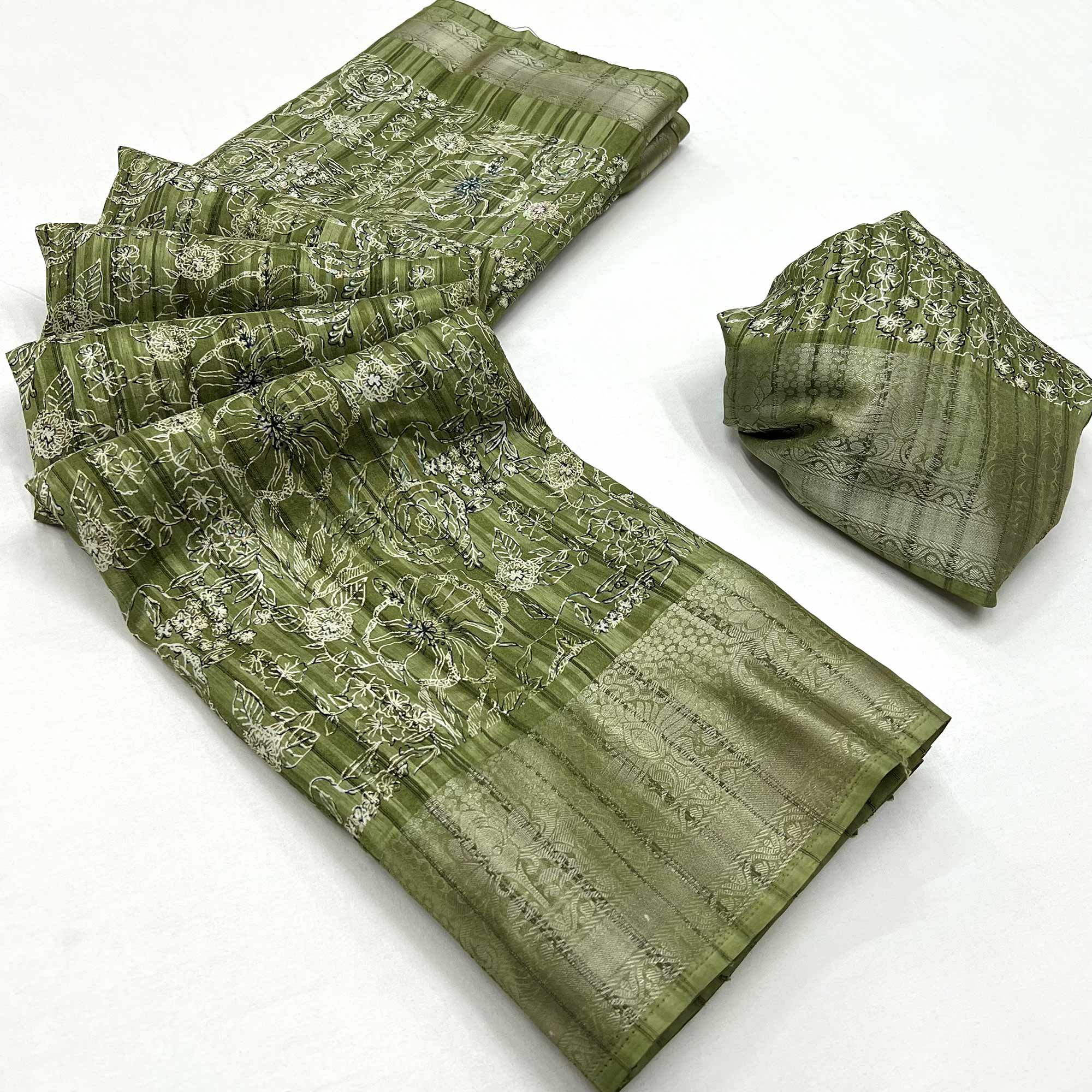 Green Floral Printed Cotton Blend Saree