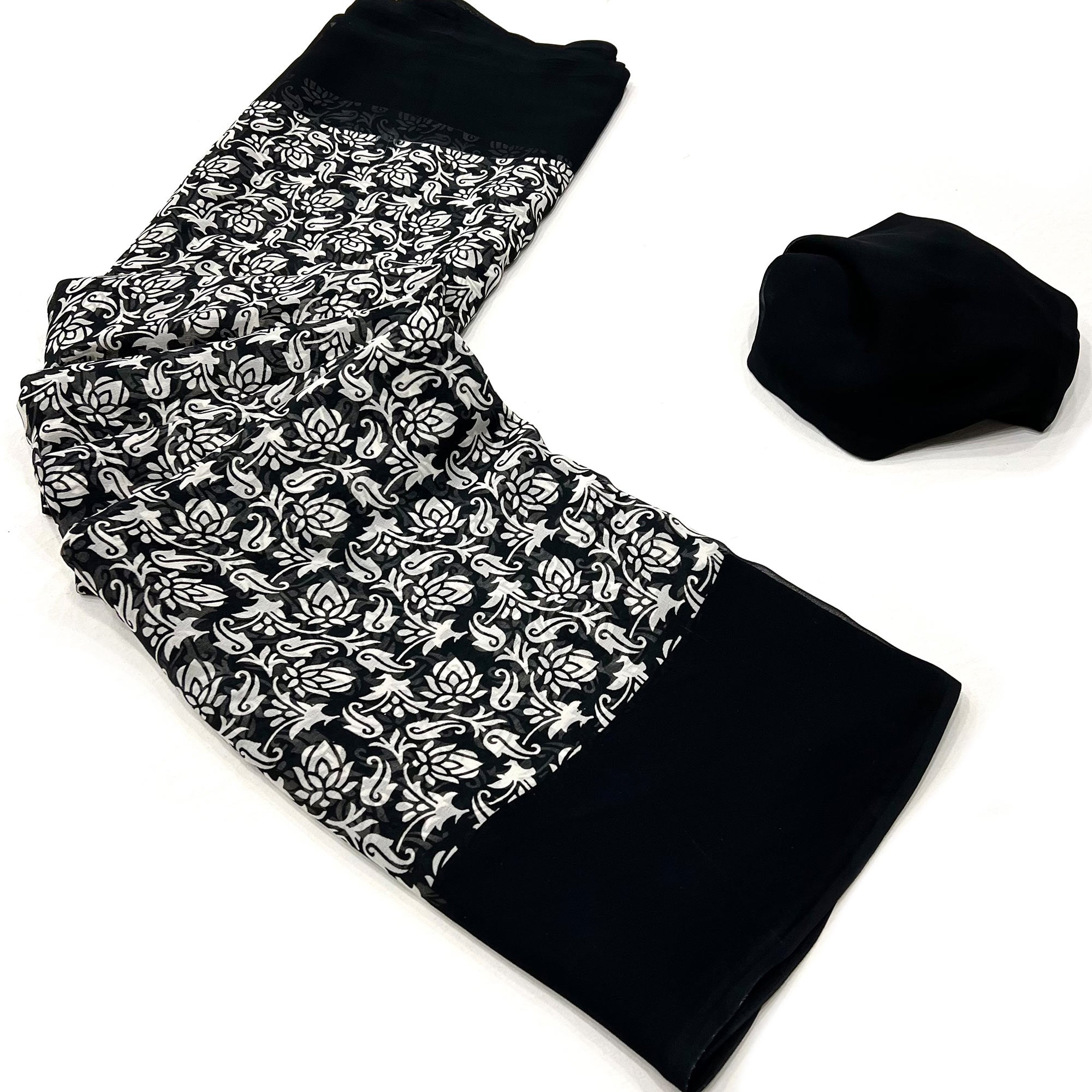 Black & White Floral Printed Georgette Saree