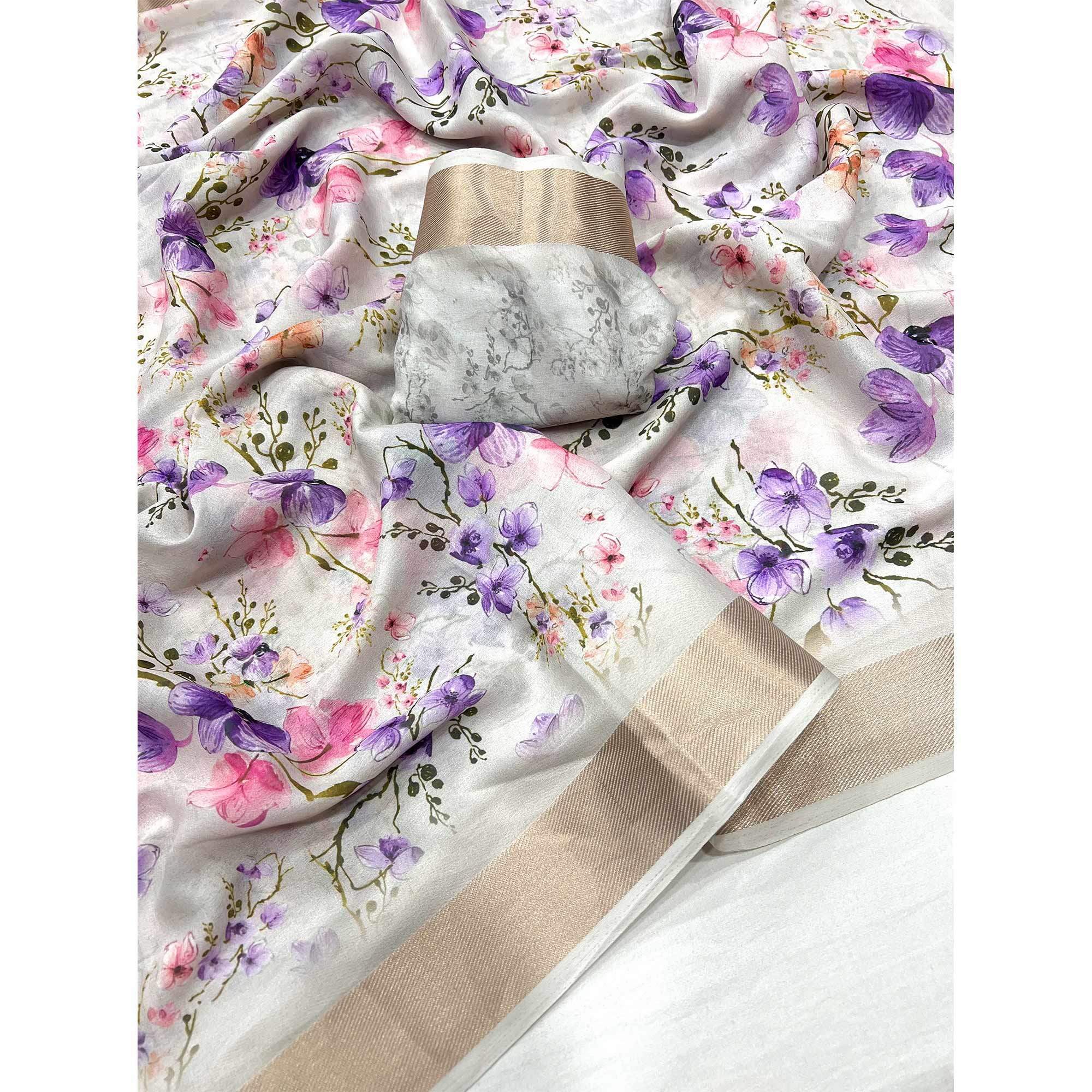 Offwhite Floral Digital Printed Moss Georgette Saree With Zari Border