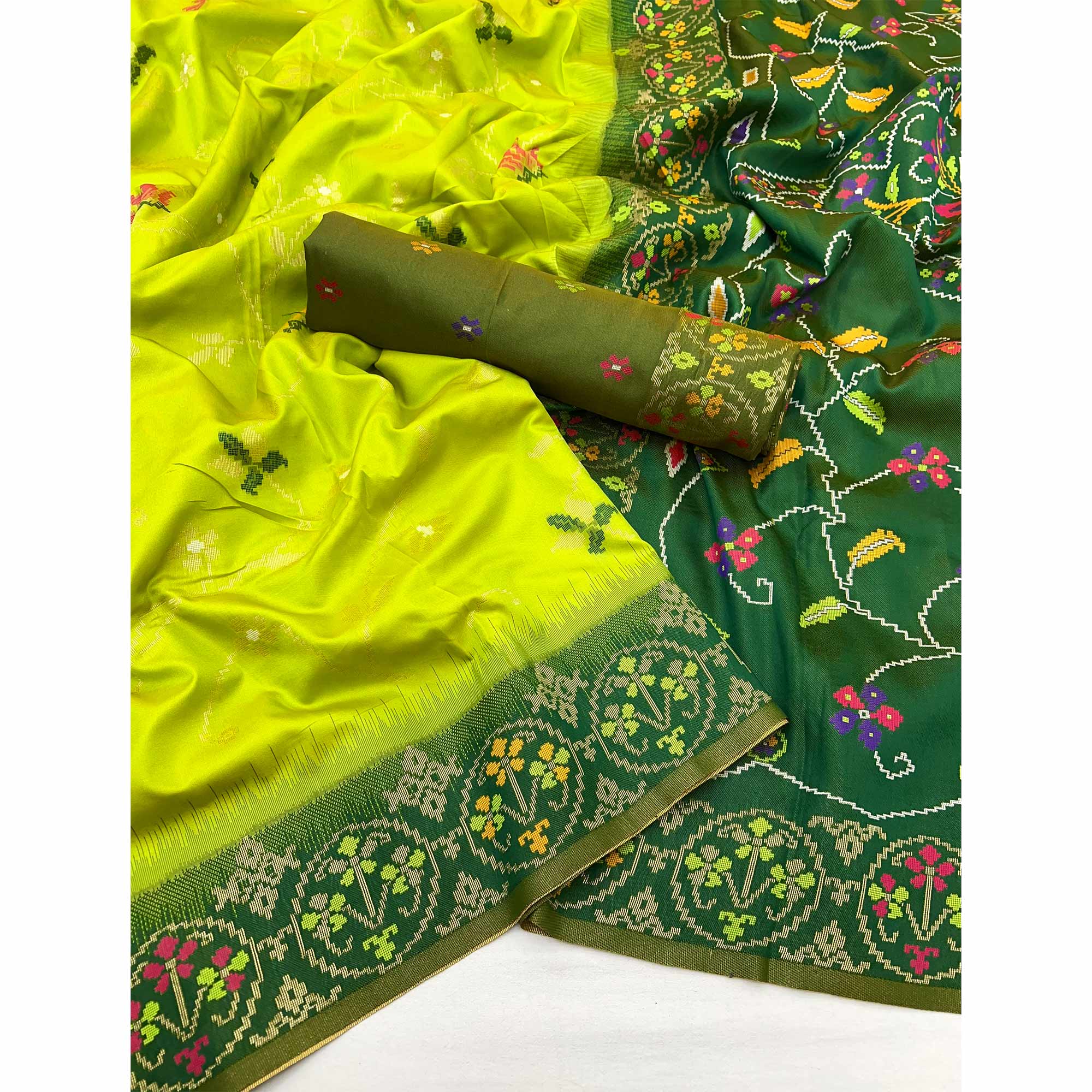 Green Floral Woven Pure Silk Saree