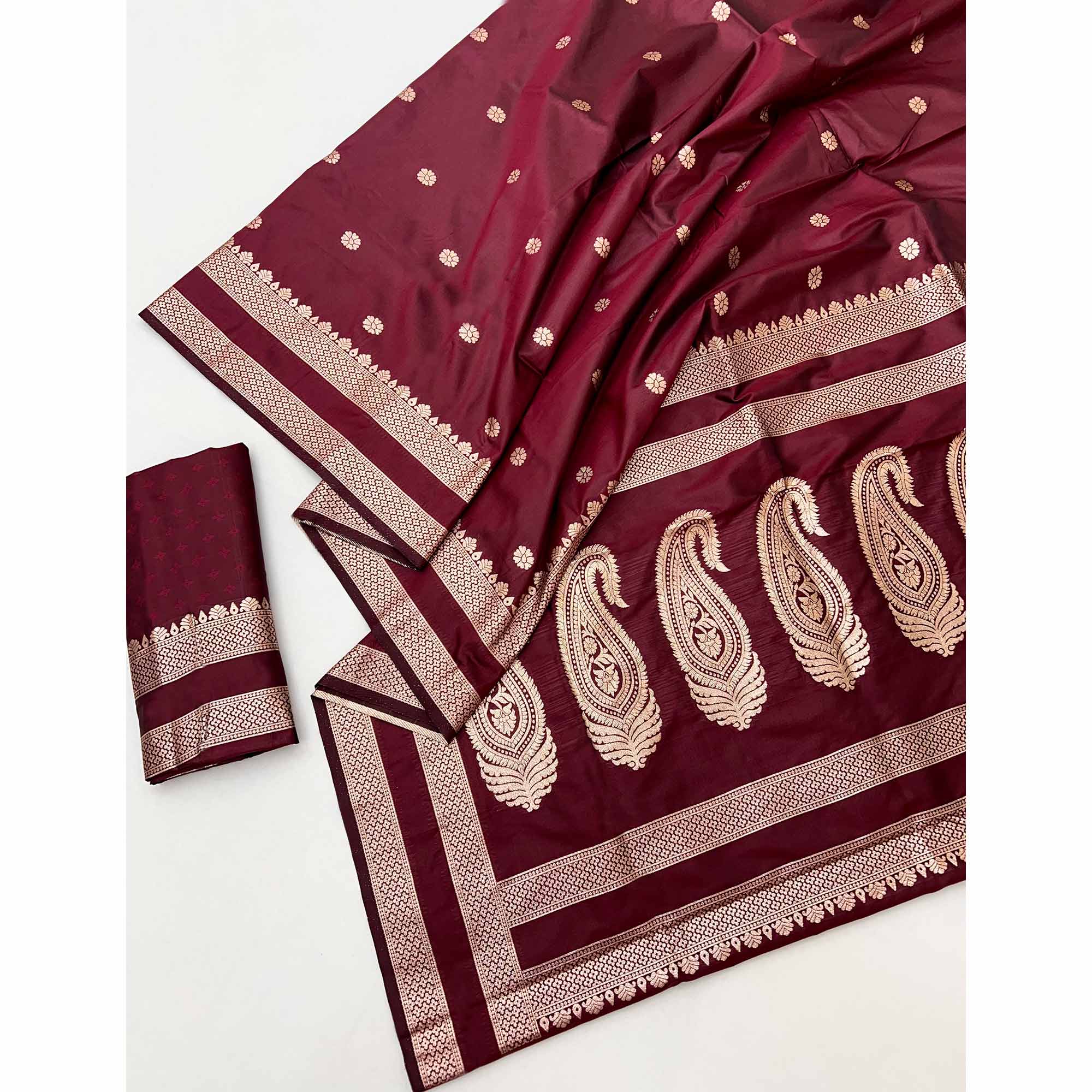 Maroon Ornate Floral Zari Weaving Work Silk Blend Saree With Festive Shine