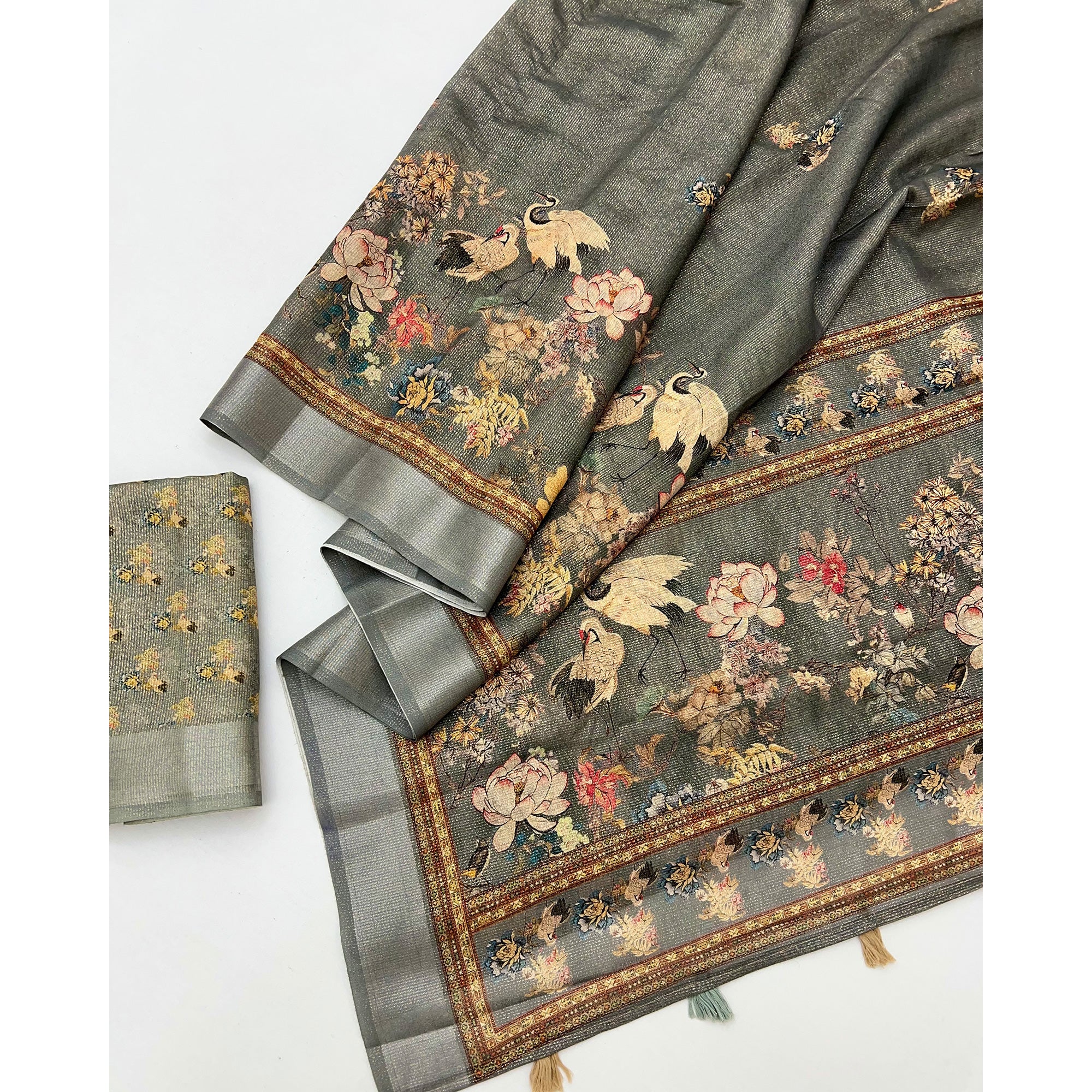 Grey Floral Digital Printed Cotton Blend Weaving Zari Saree With Tassel Pallu