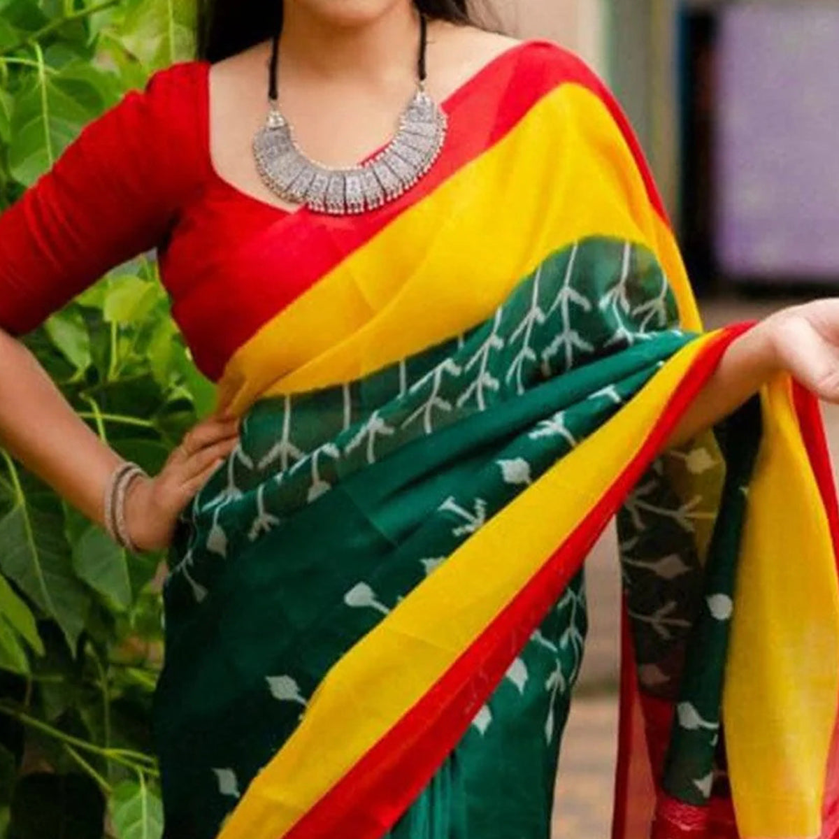 Green Digital Printed Linen Saree With Tassels