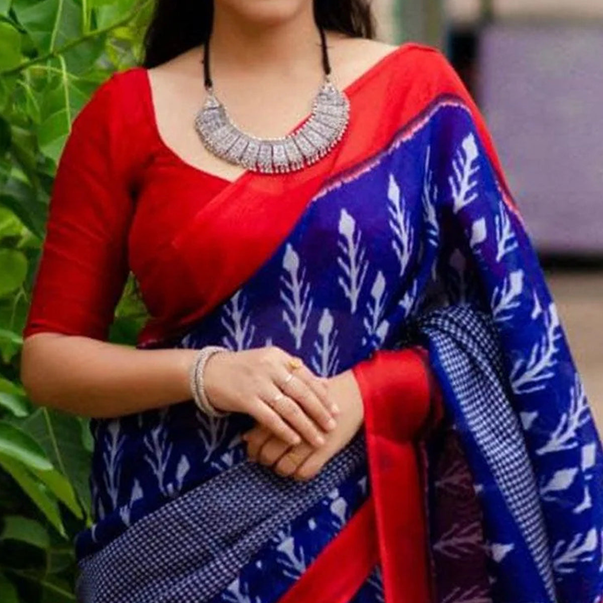 Blue Digital Printed Linen Saree With Tassels