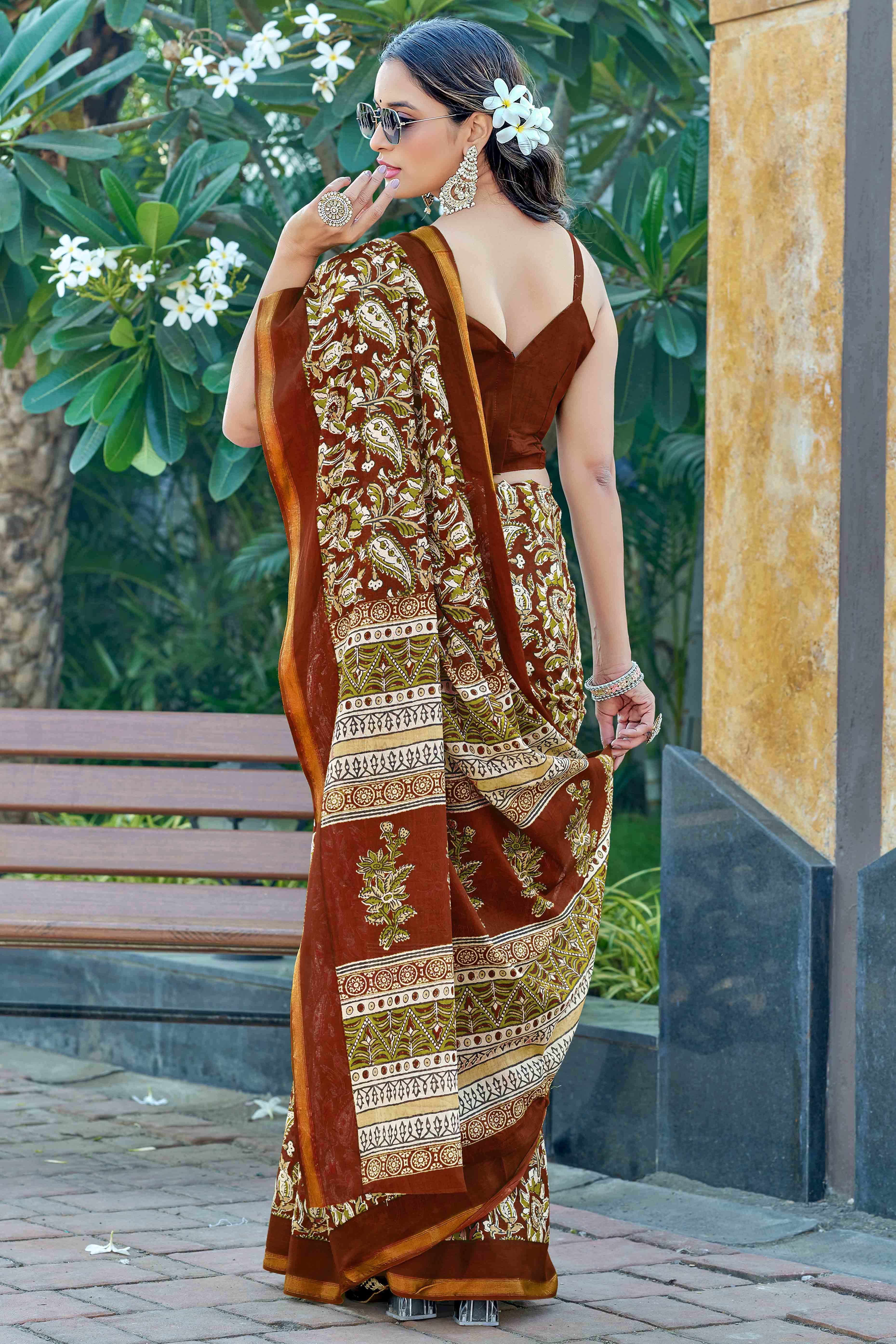 Vibrant Brown Floral Print In Mulmul Cotton Saree