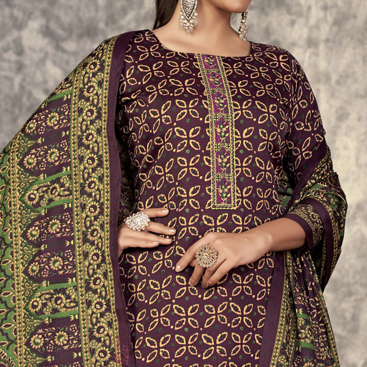 ZULFT-AFREEN-1064-008