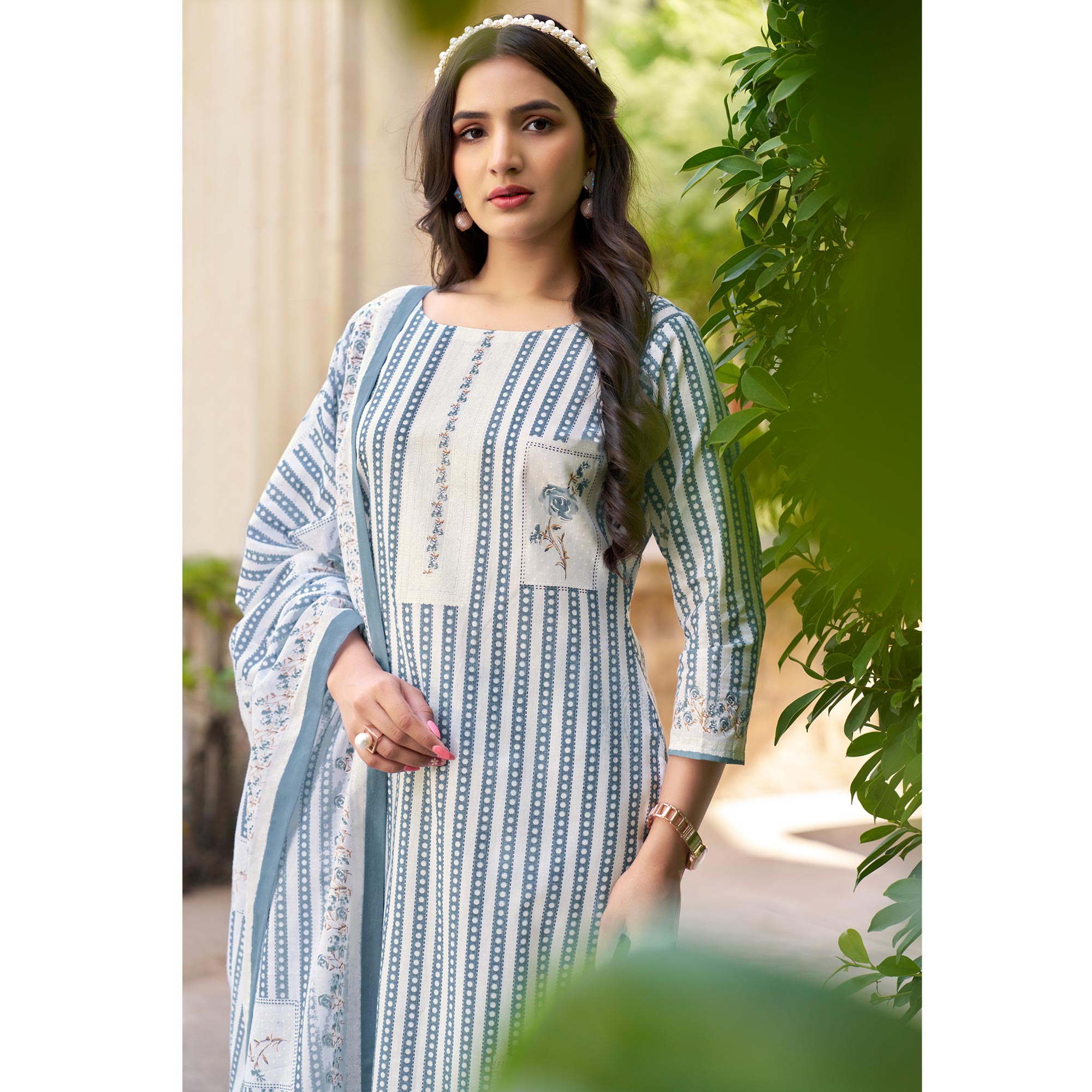 ZULFT-FARHANA5-545-005