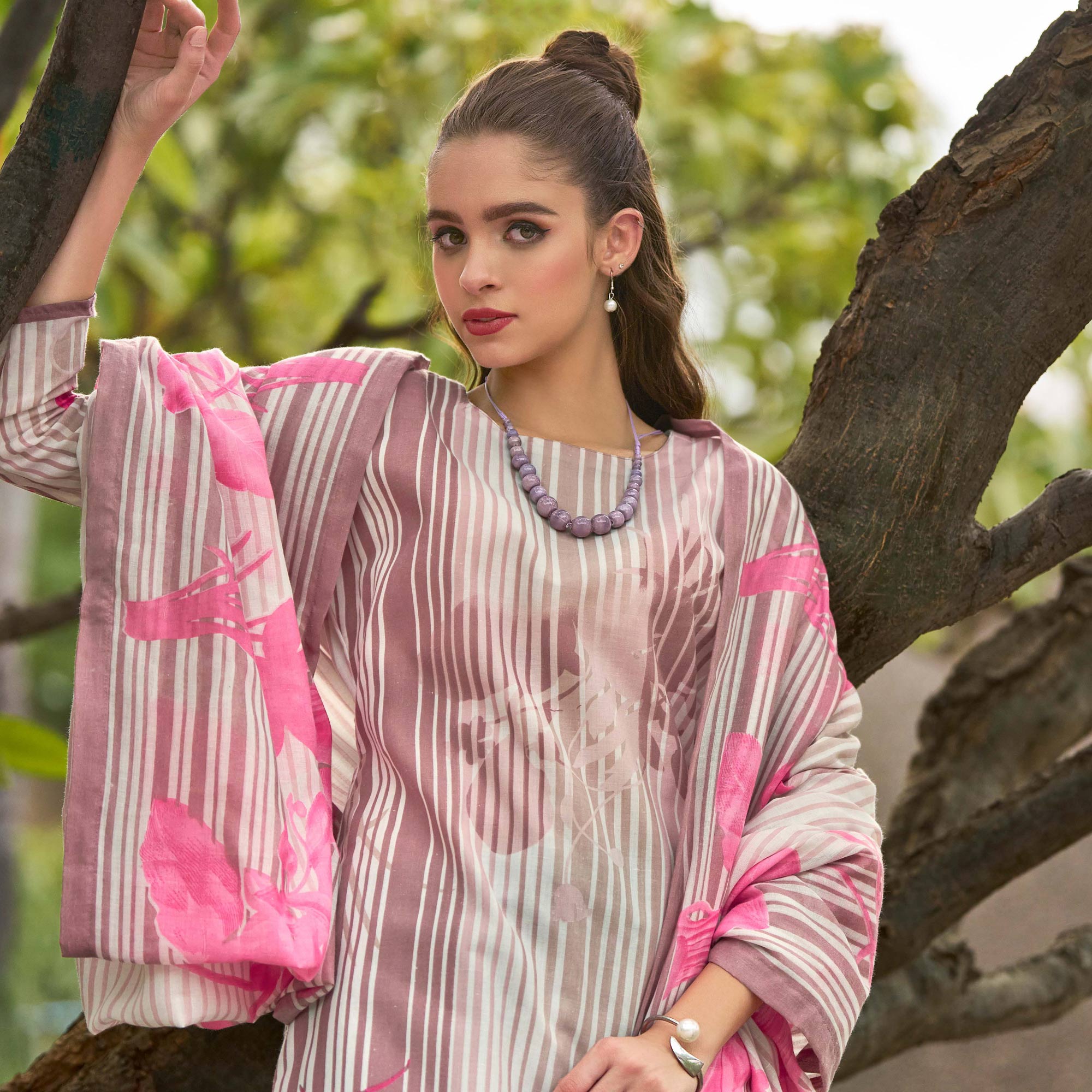 ZULFT-MARYAM5-556-005