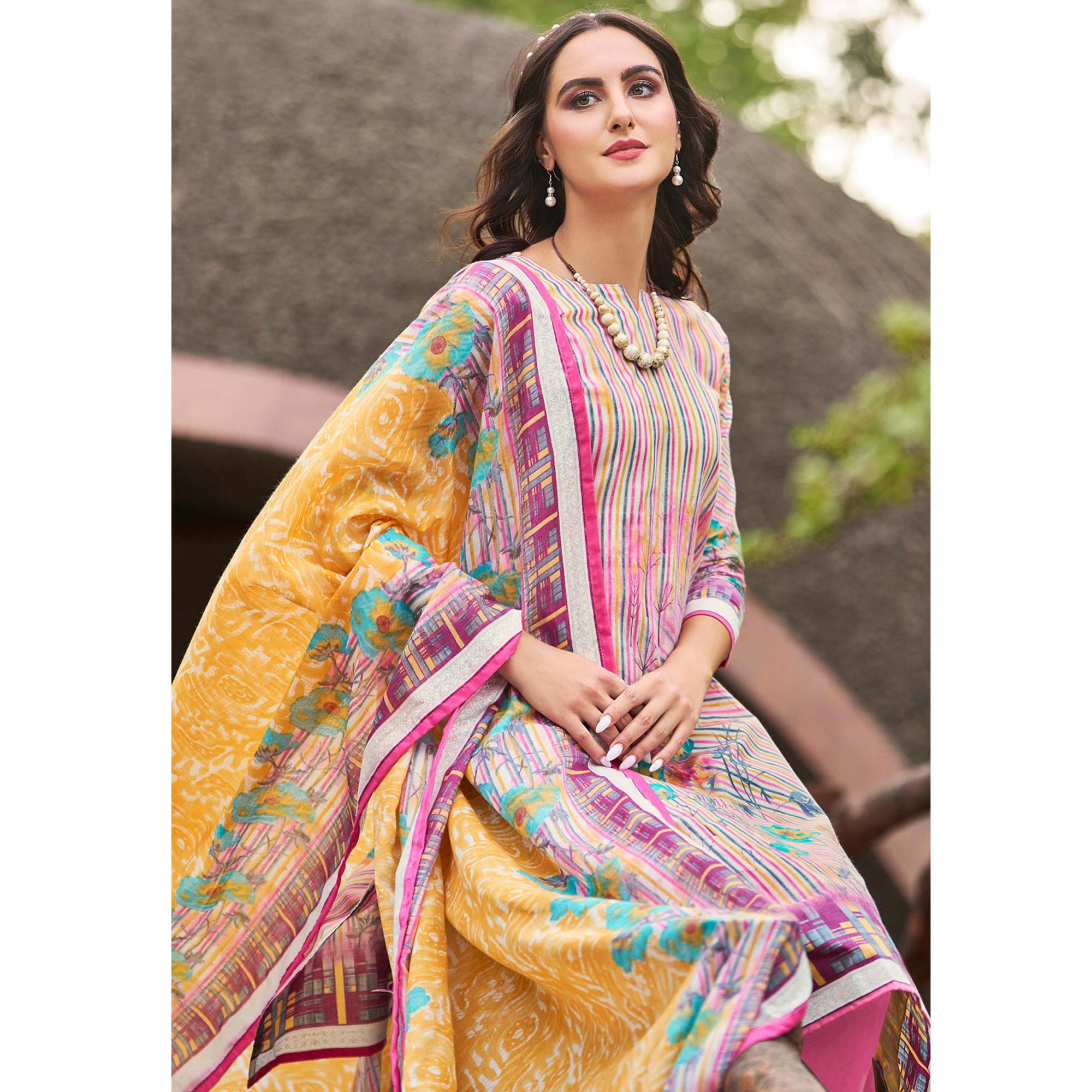ZULFT-MARYAM5-556-008