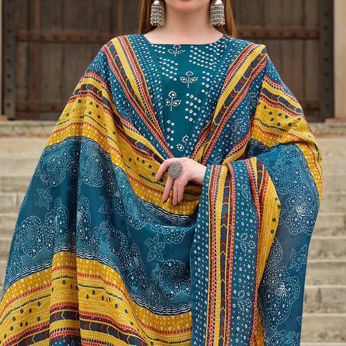 ZULFT-TANIA-545-001