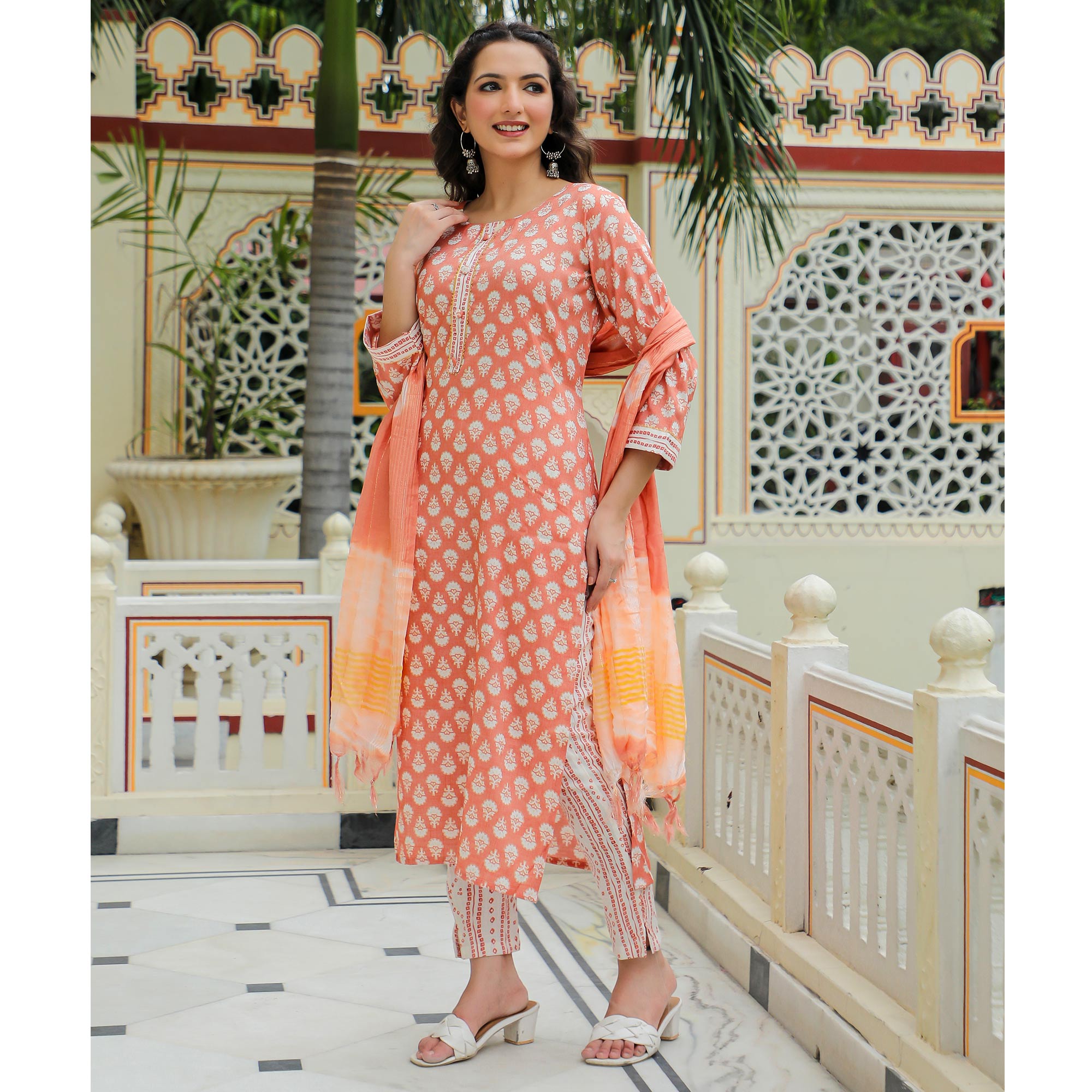 AARD-VIHA-1679-PEACH