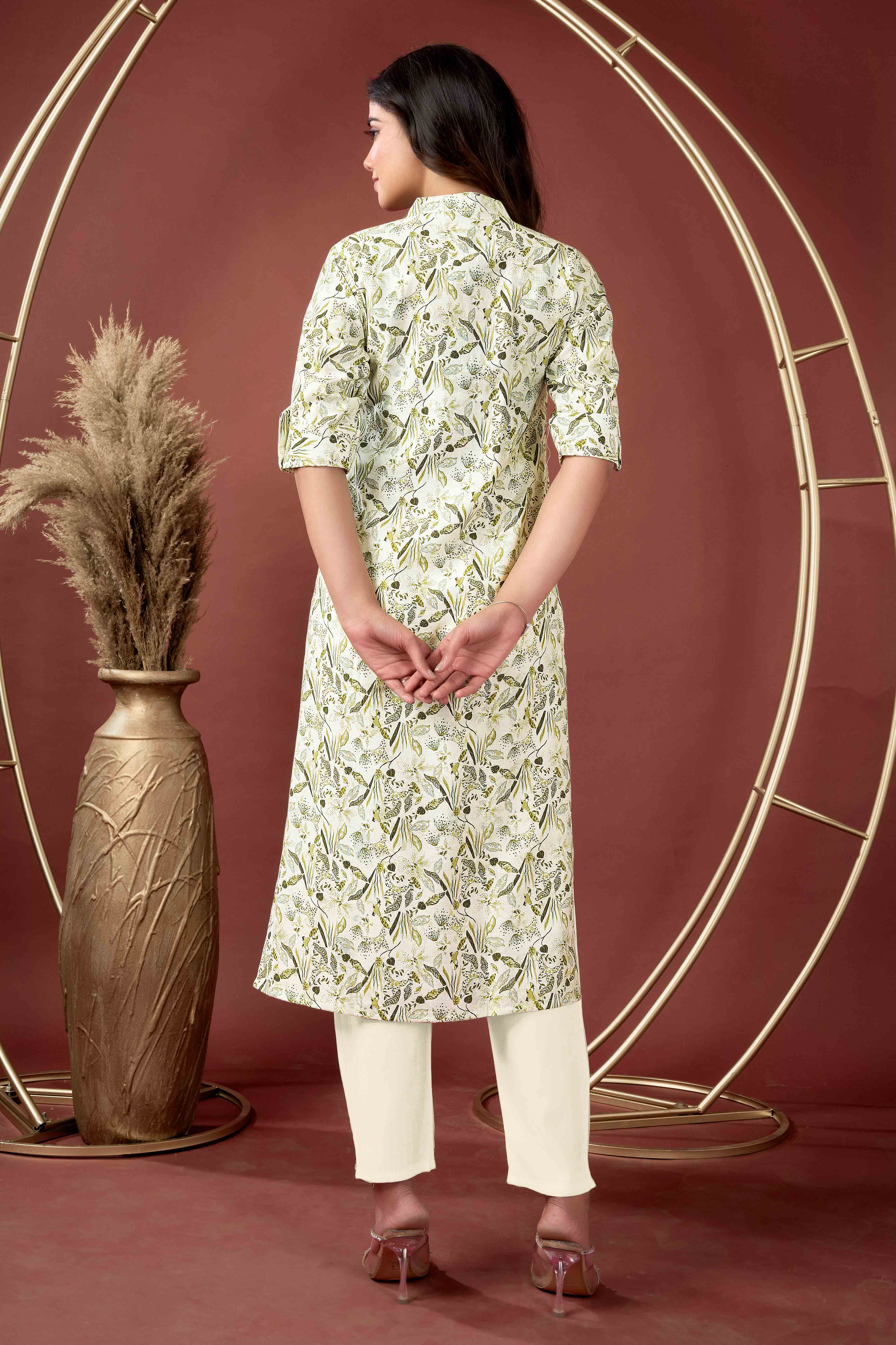 Off White & Green Floral Printed Pure Cotton Slub Straight Kurti