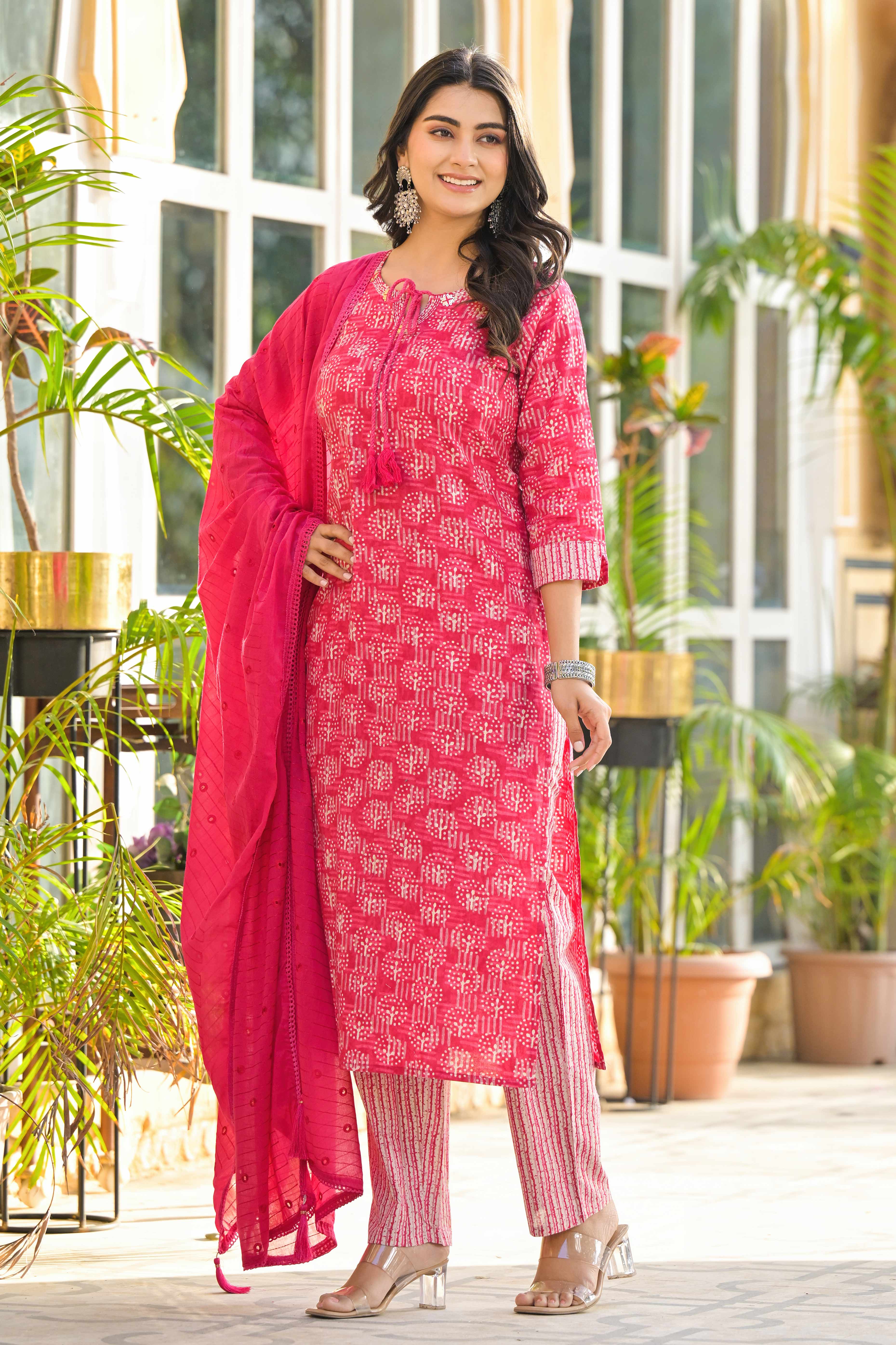 Pink Floral Printed Pure Cotton Straight Salwar Suit