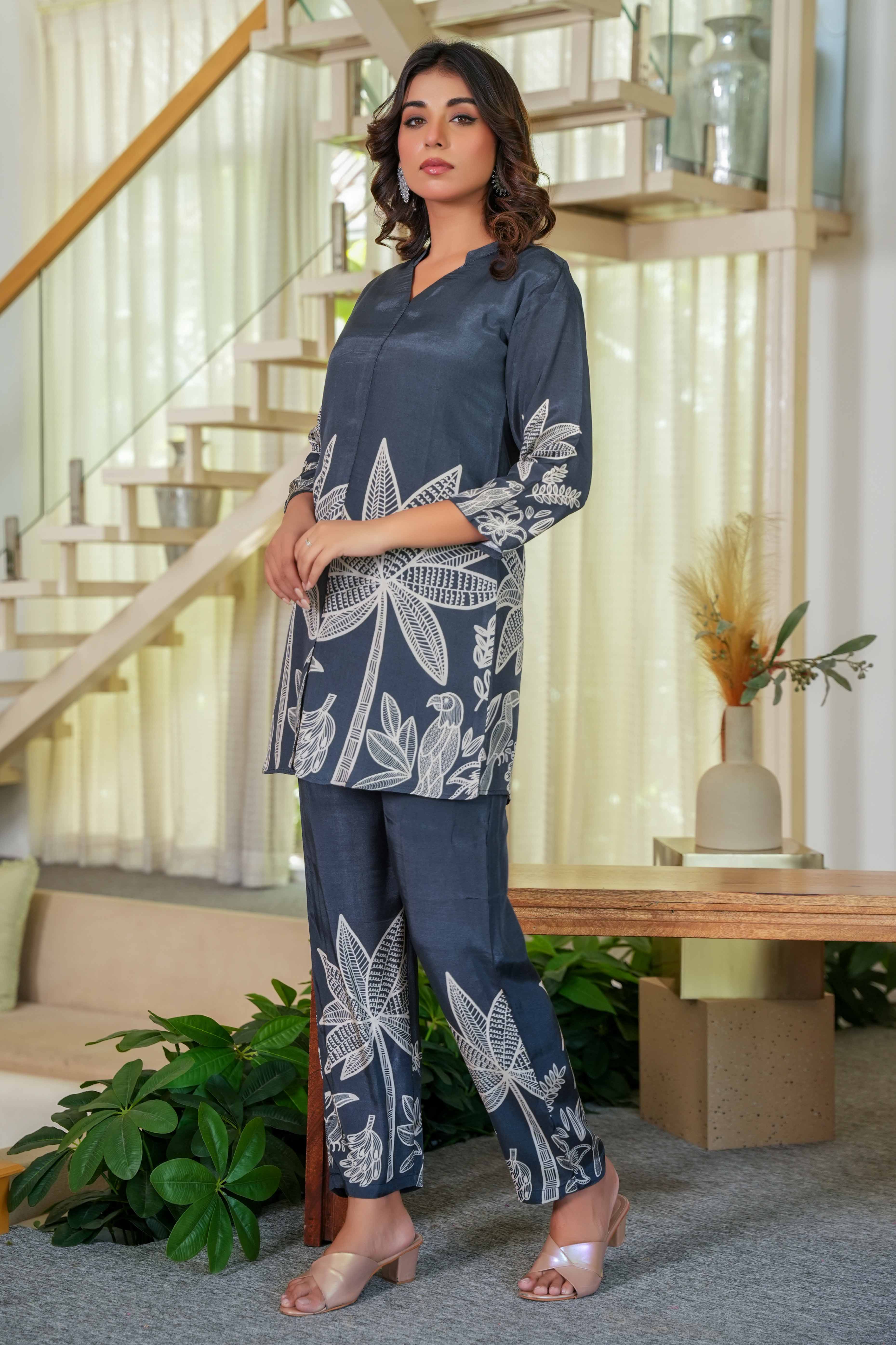 Dazzling Black Muslin Co-Ord Set With Elegant Floral Print