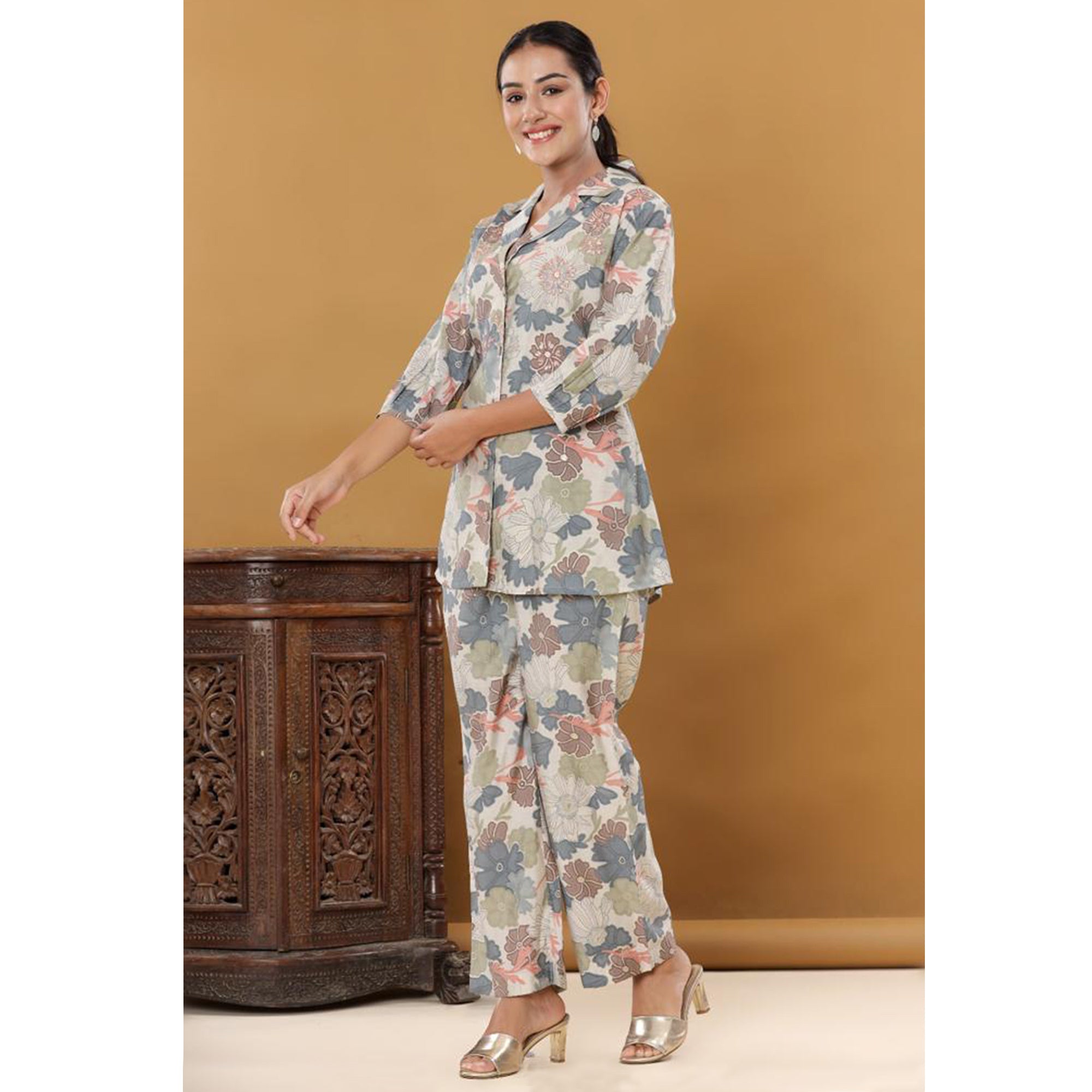 AARD-ANANY-1690-GREY