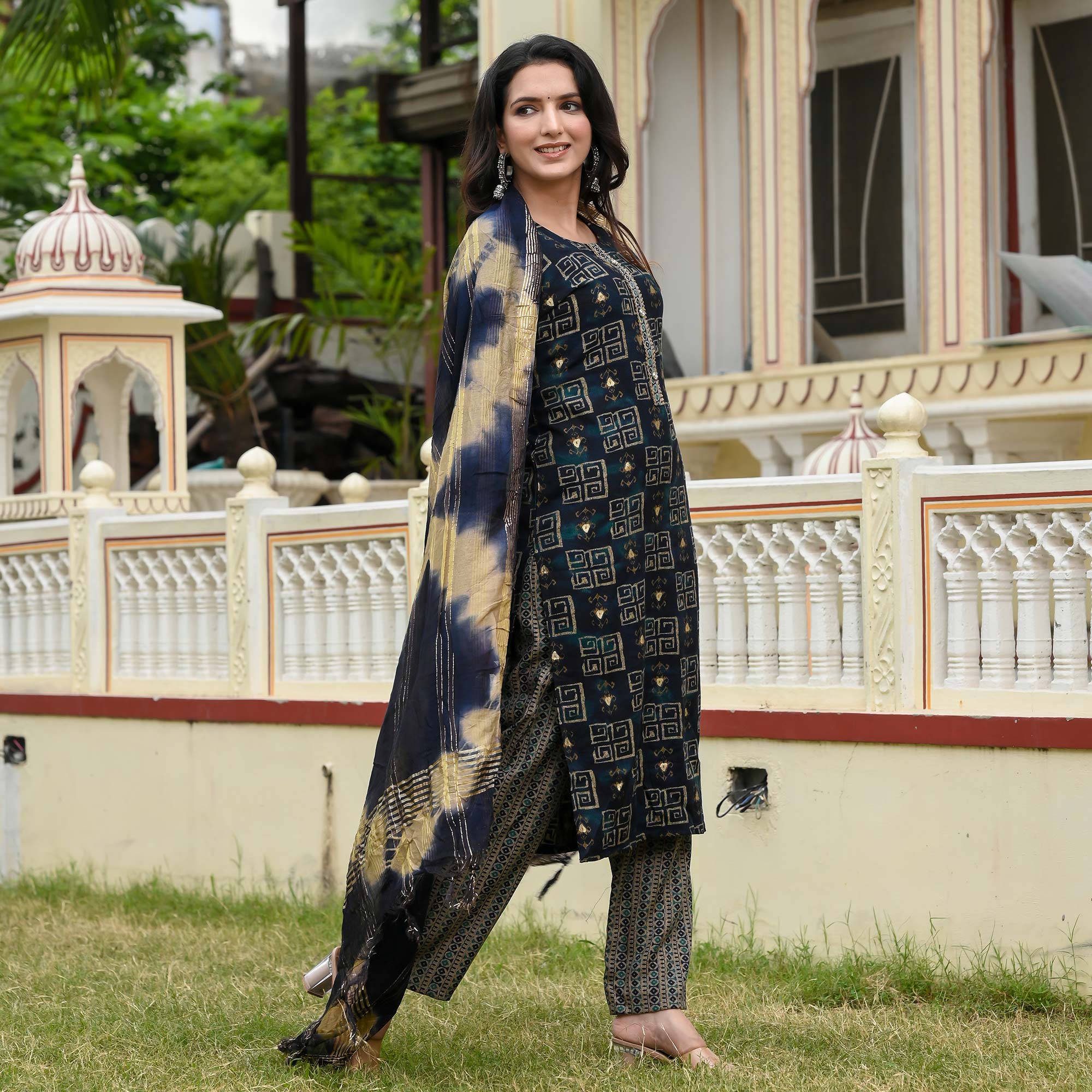 AARD-KNGNA-1625-BLUE