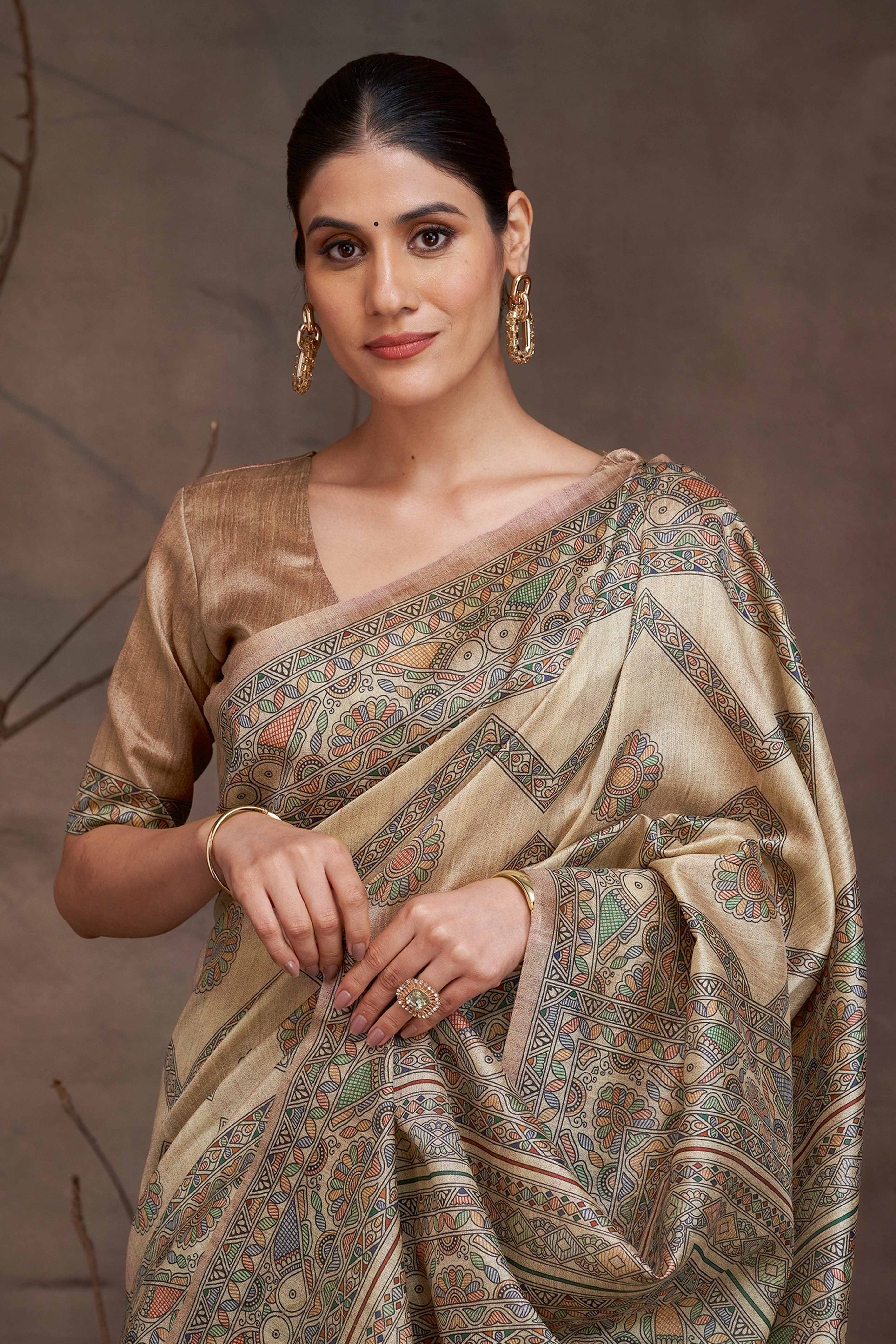 Handcrafted Charm Beige Madhubani Floral Print Cotton Silk Saree