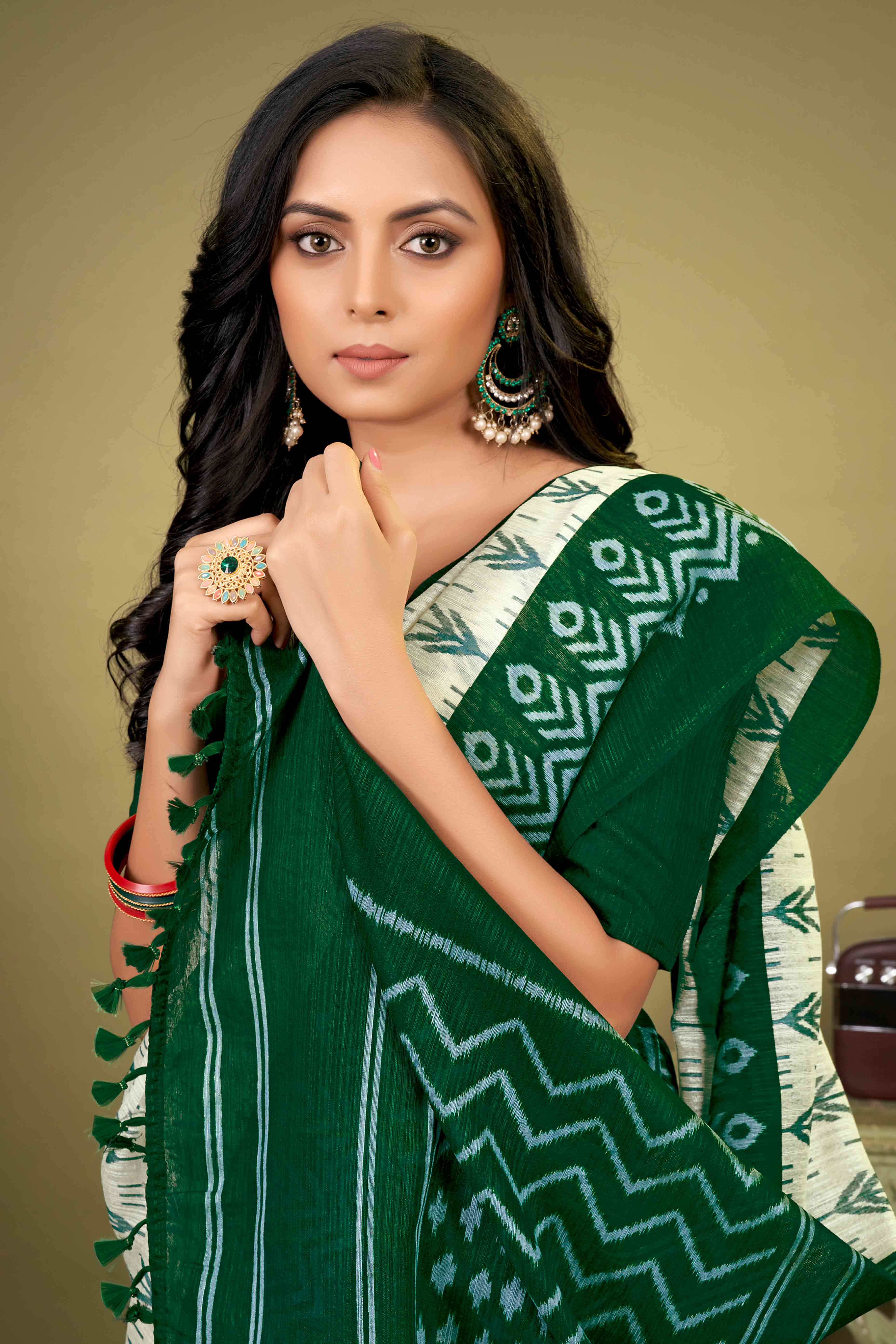 Green Ikkat Printed Cotton Slub Saree