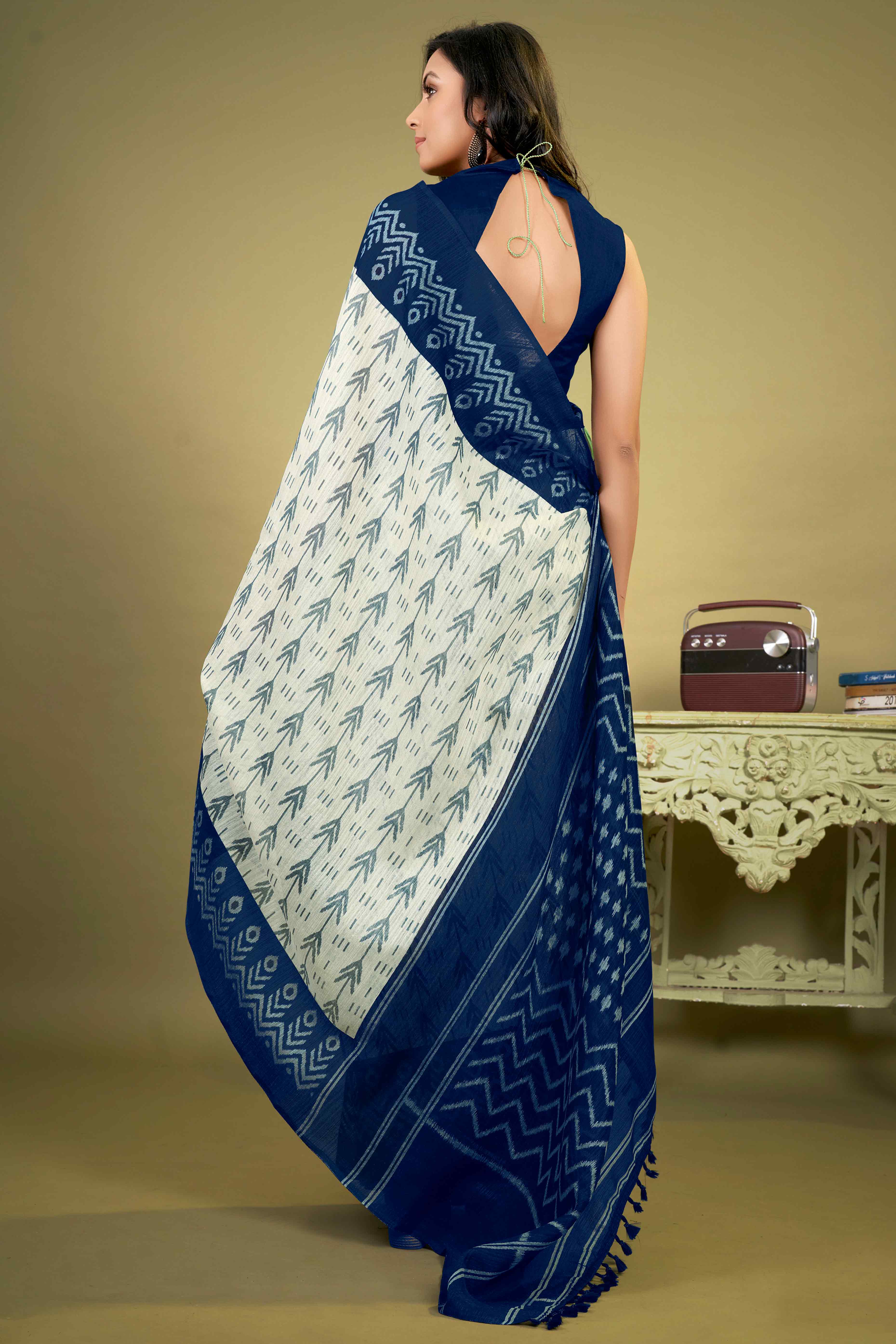 Blue Ikkat Printed Cotton Slub Saree