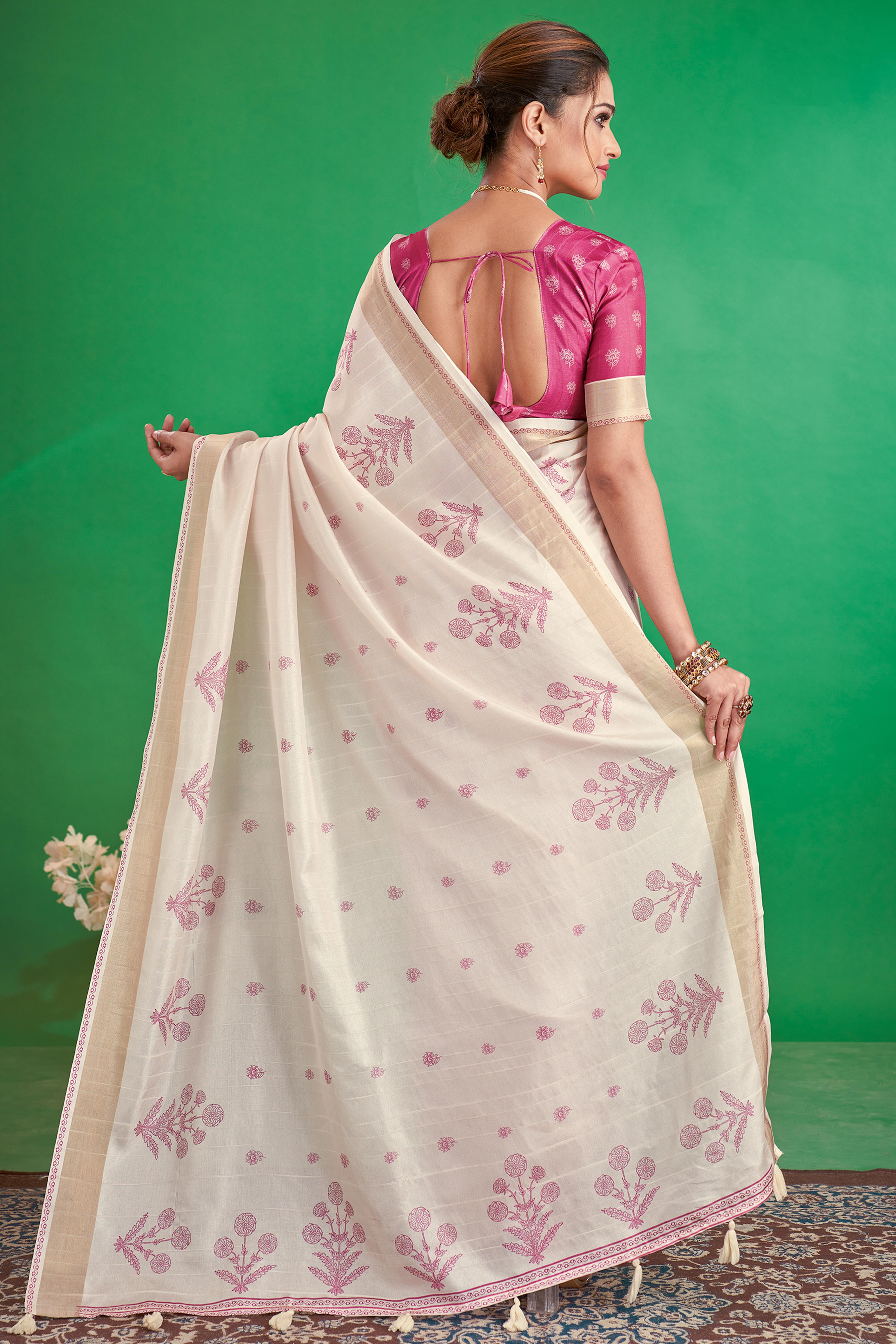 Charming Offwhite & Rani Floral Printed Kotha Cotton Silk Saree Adorned With Graceful Tassel Pallu