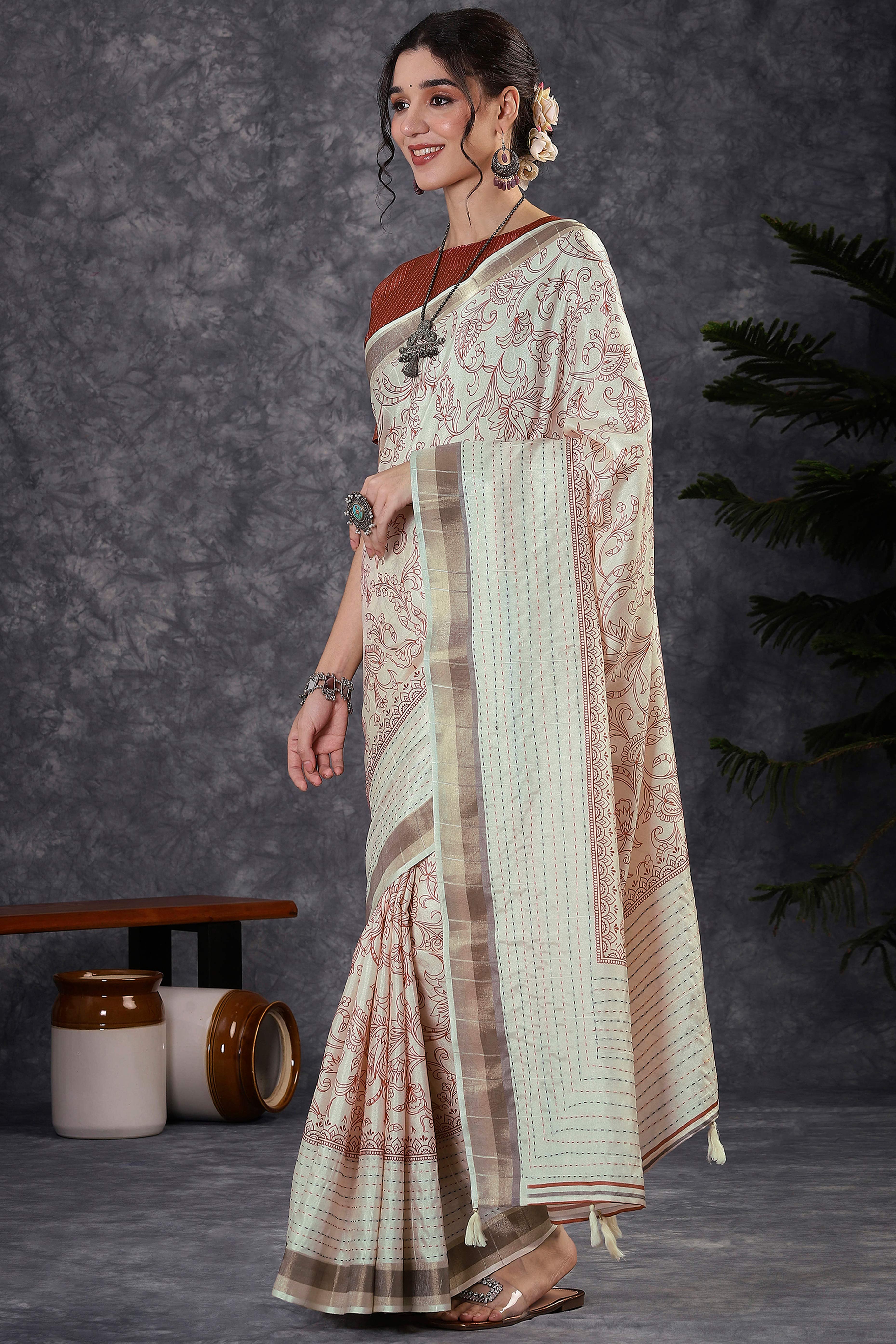 Offwhite & Rust Floral Printed Kotha Cotton Silk Saree With Beautifully Crafted Katha Embroidery