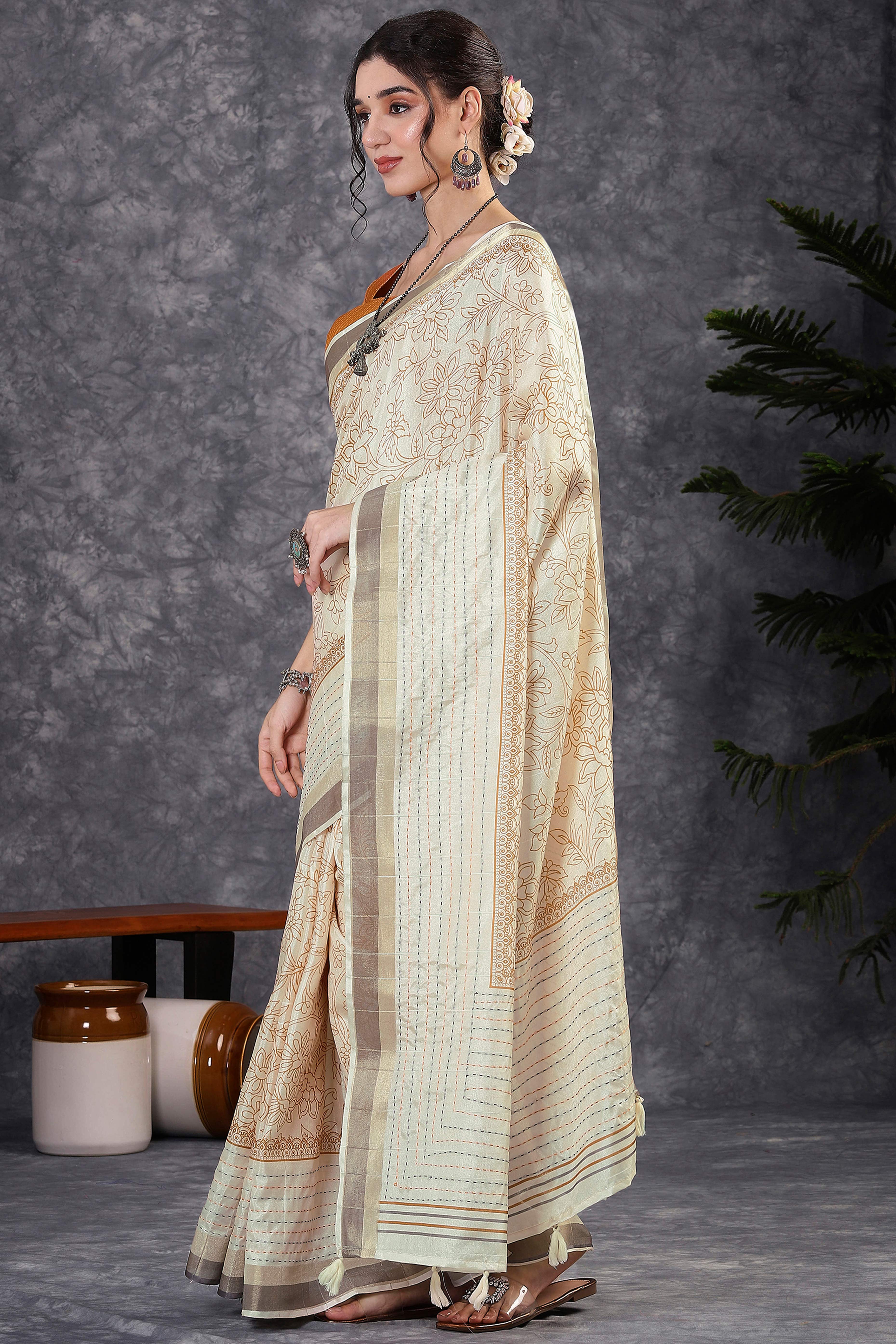 Offwhite & Orange Floral Printed Kotha Cotton Silk Saree With Beautifully Crafted Katha Embroidery