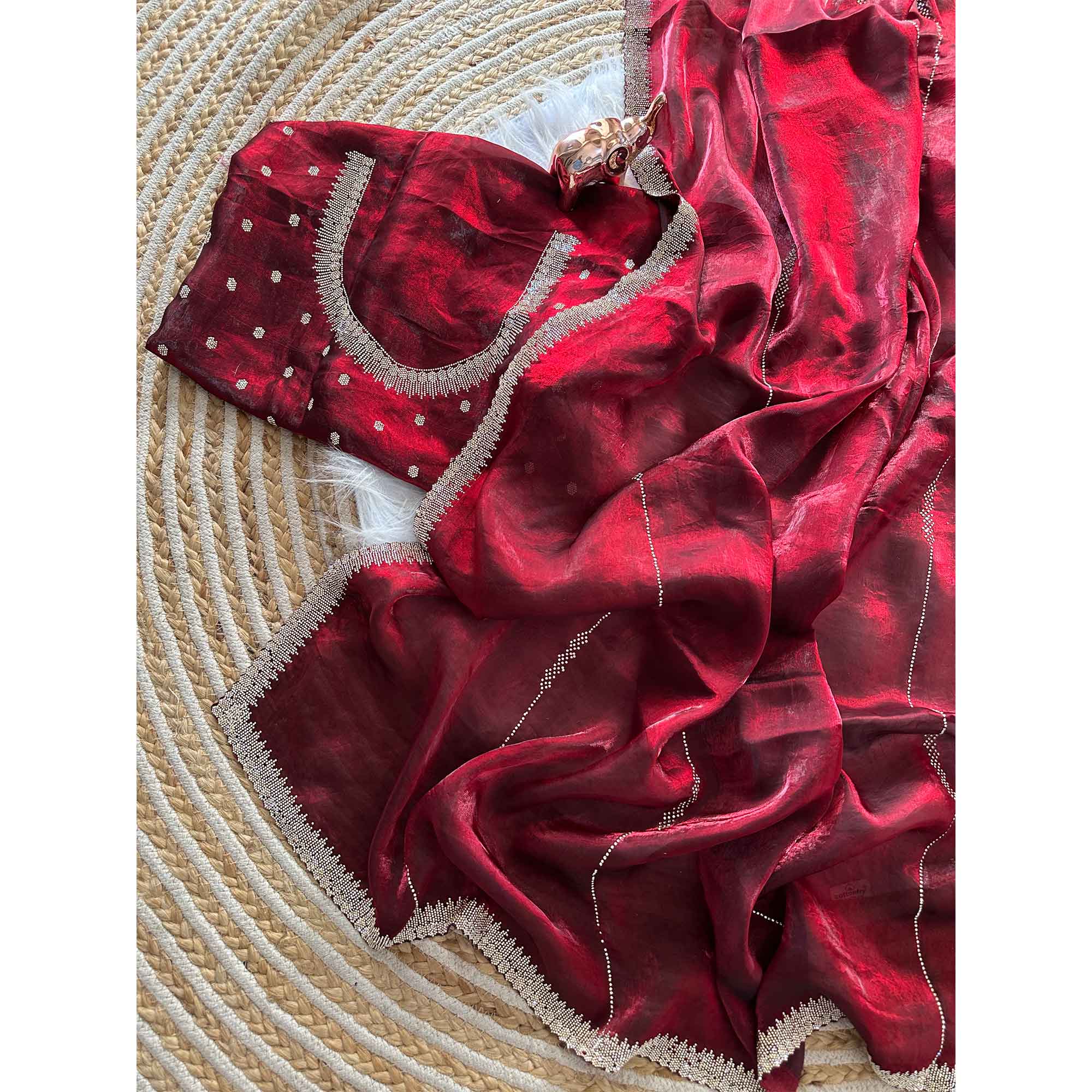 Classic Maroon Pure Silk Saree Adorned With Sparkling Jarkan Work & An Exquisite Designer Border