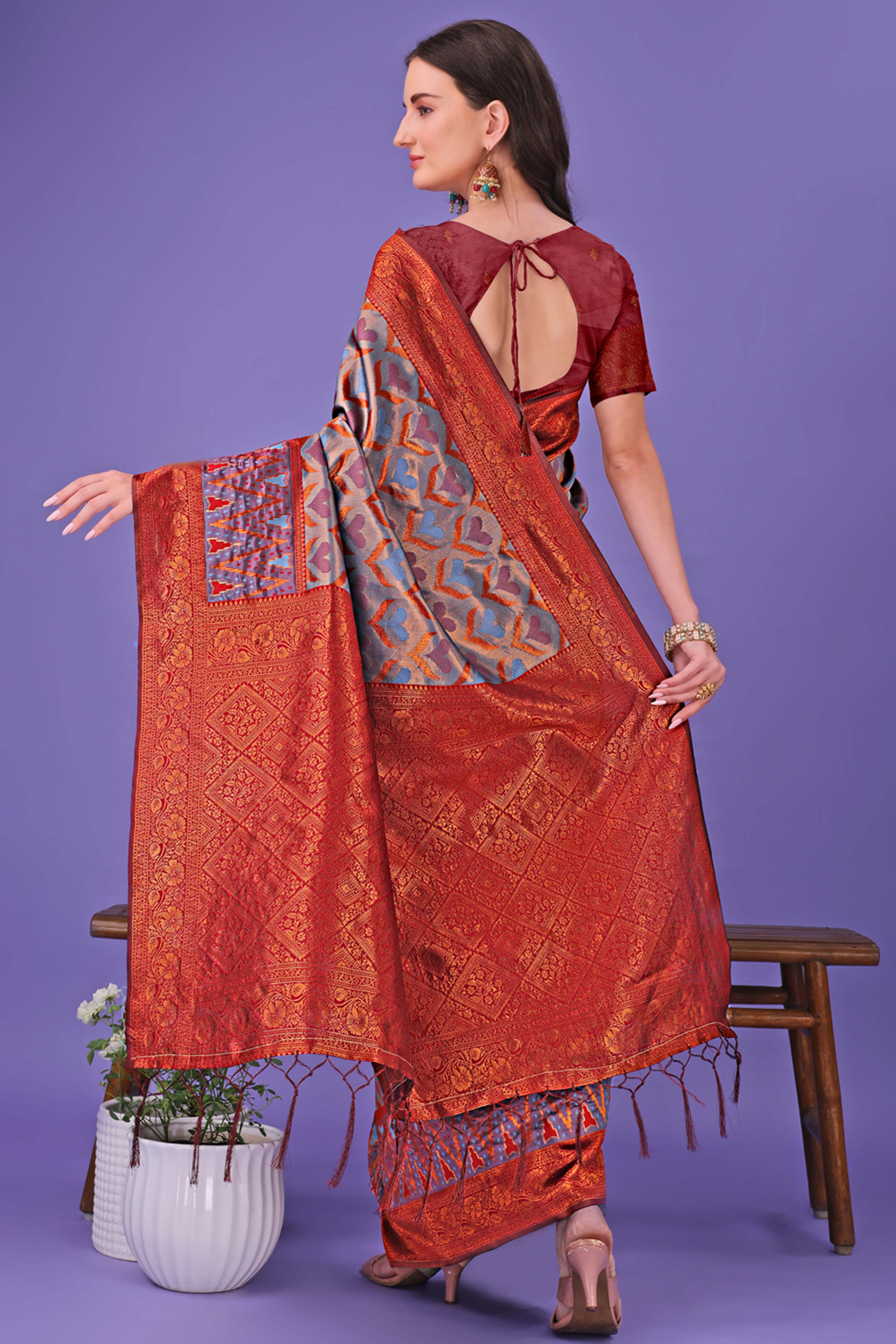 Grey Heart Motif Zari Woven Lichi Cotton Silk Saree With Flowing Tassels