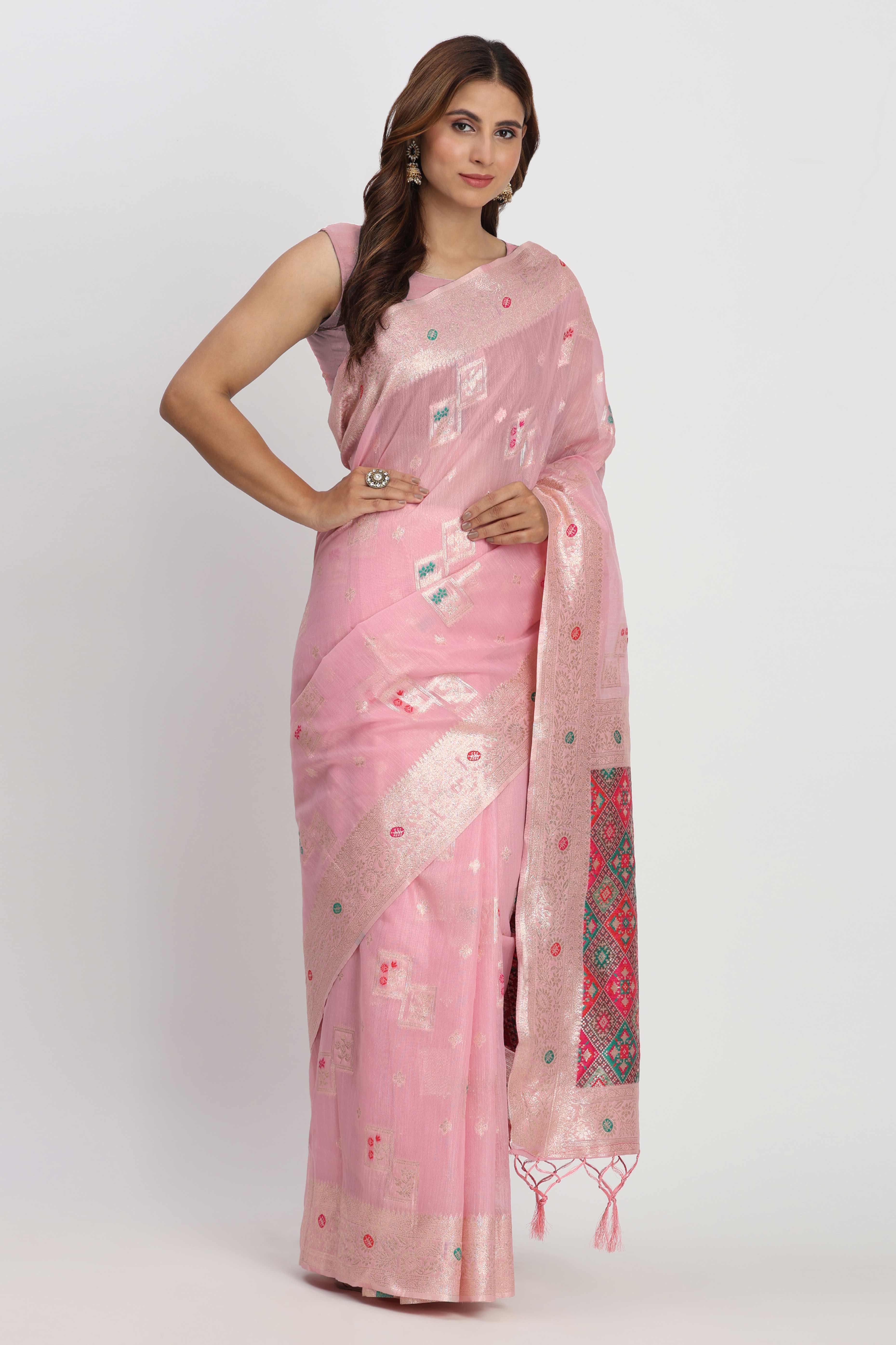 Floral Zari Weaving Brings Regal Beauty To This Light Pink Linen Cotton Saree With Tassel Accents