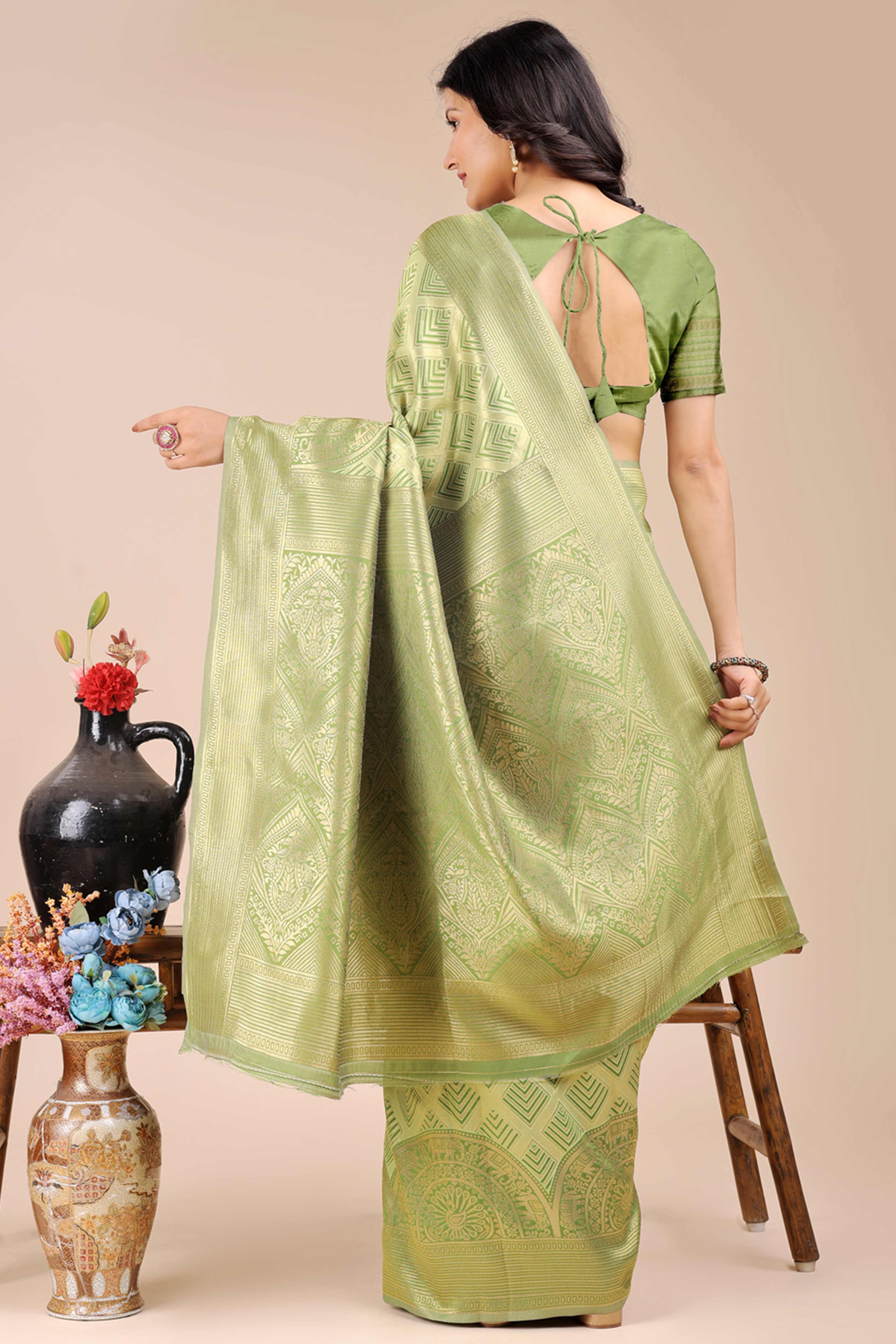 Light Green Zari Woven Banarasi Silk Saree with Luxurious Detailing
