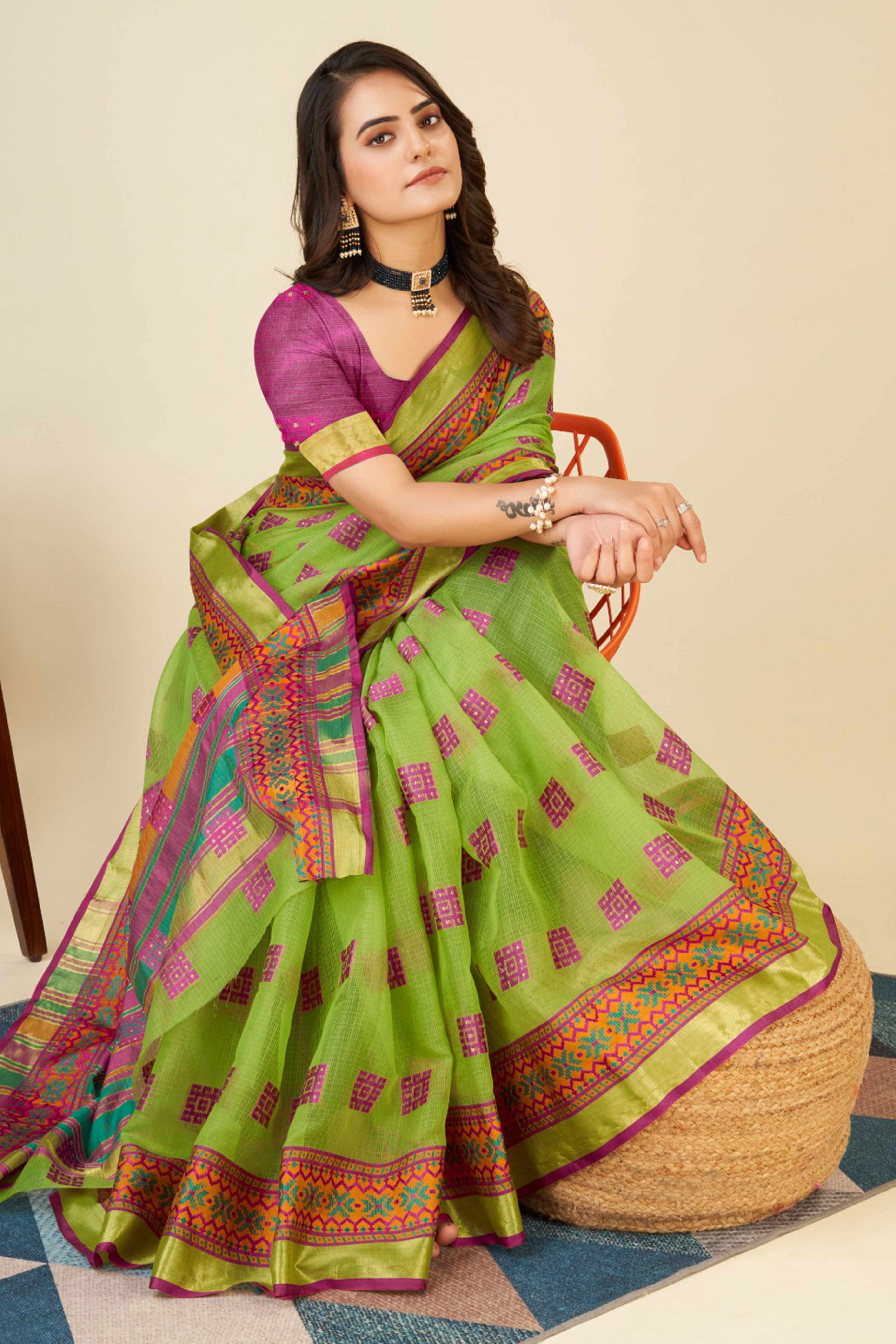 Green Zari Weaving Cotton Blend Saree