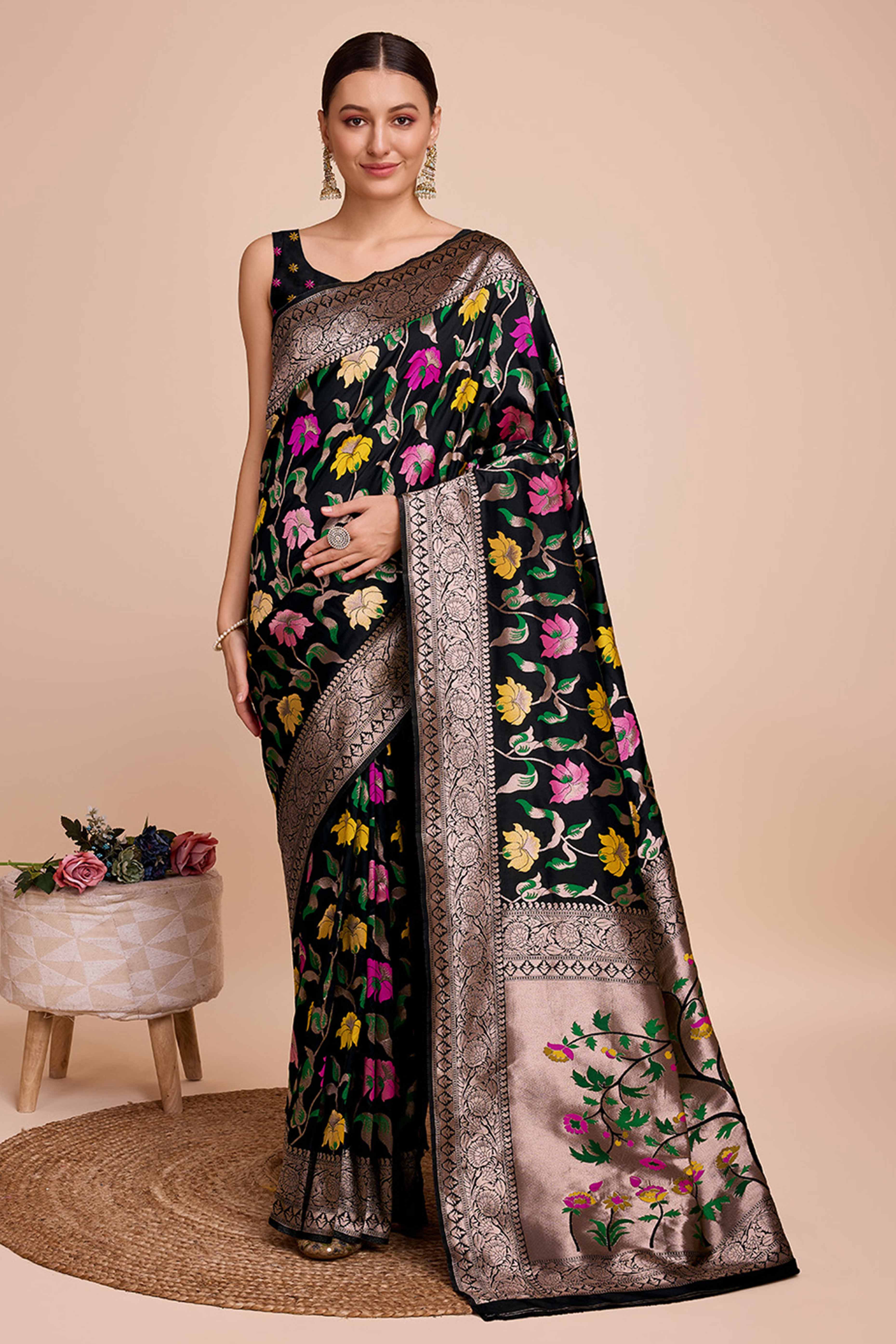 Black Floral Zari Weaving Pure Silk Paithani Saree