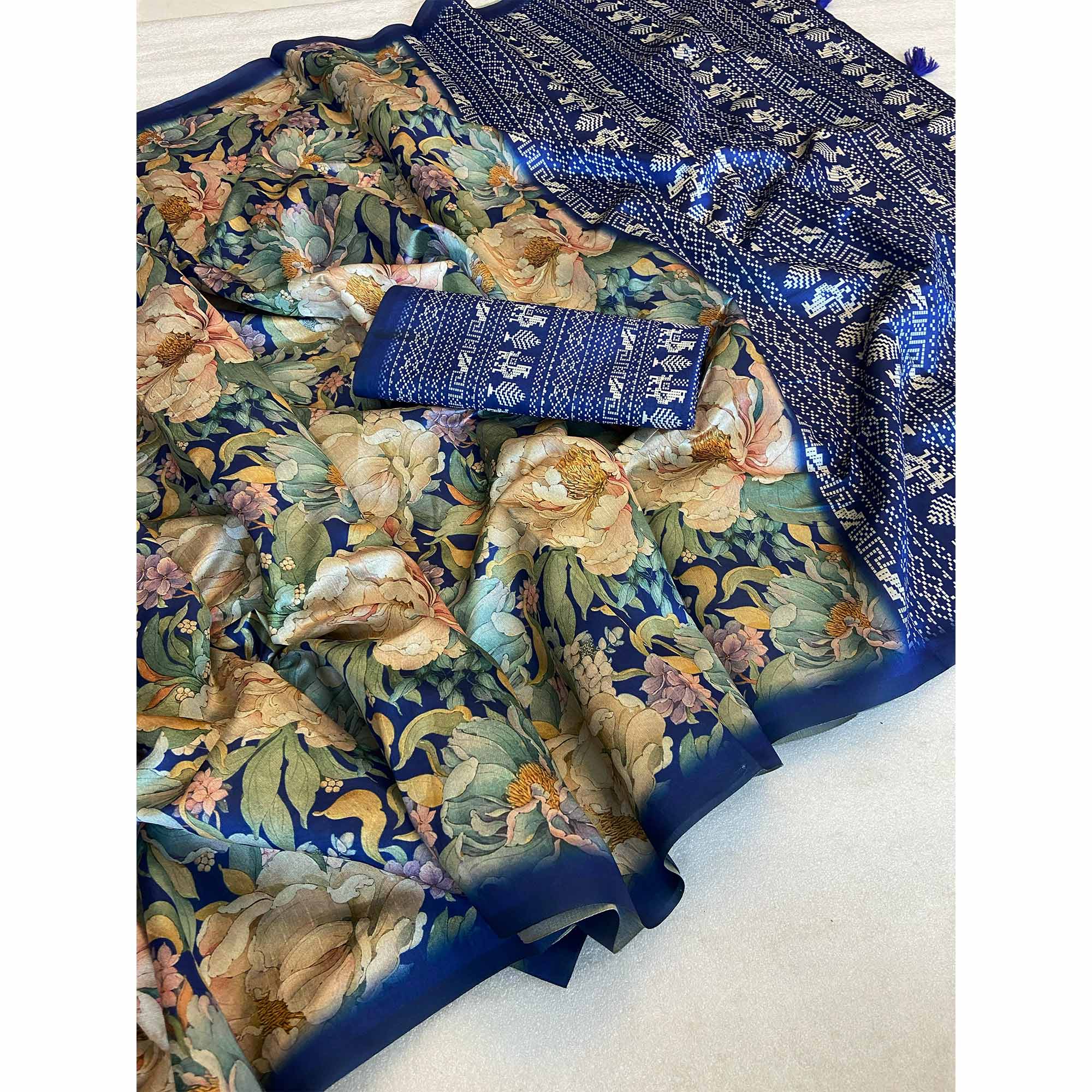 Blue Floral Digital Printed Cotton Handloom Silk Saree