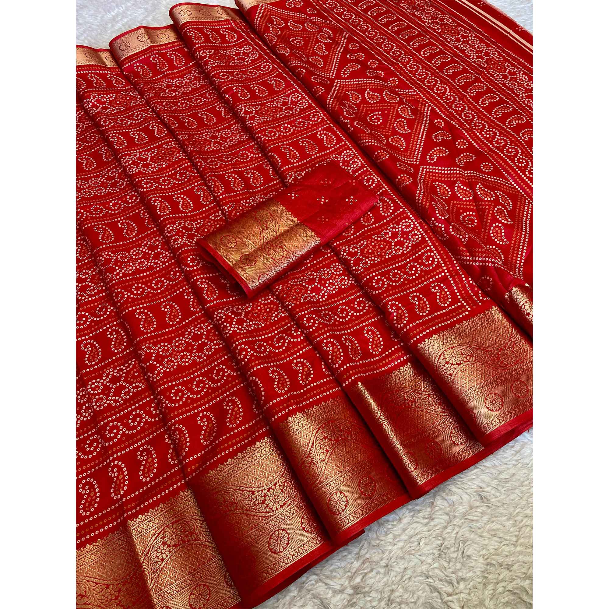 Traditional Red Dola Silk Saree with Classic Bandhani Print and Elegant Jacquard Woven Border