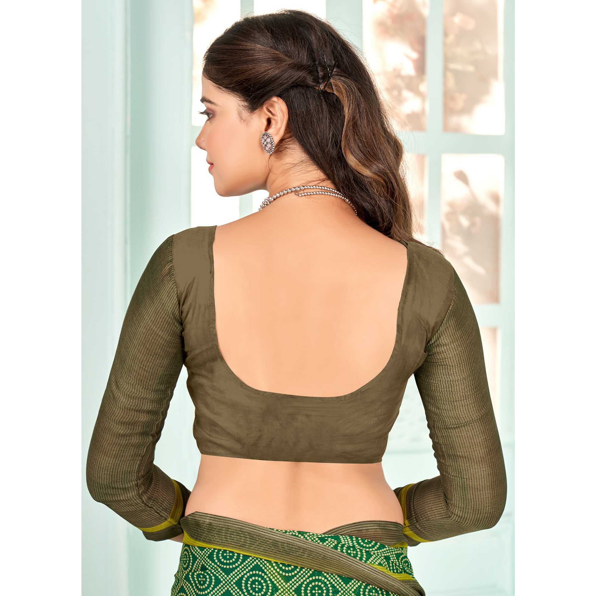 JNX-RUCHI-AHANA2-25002A