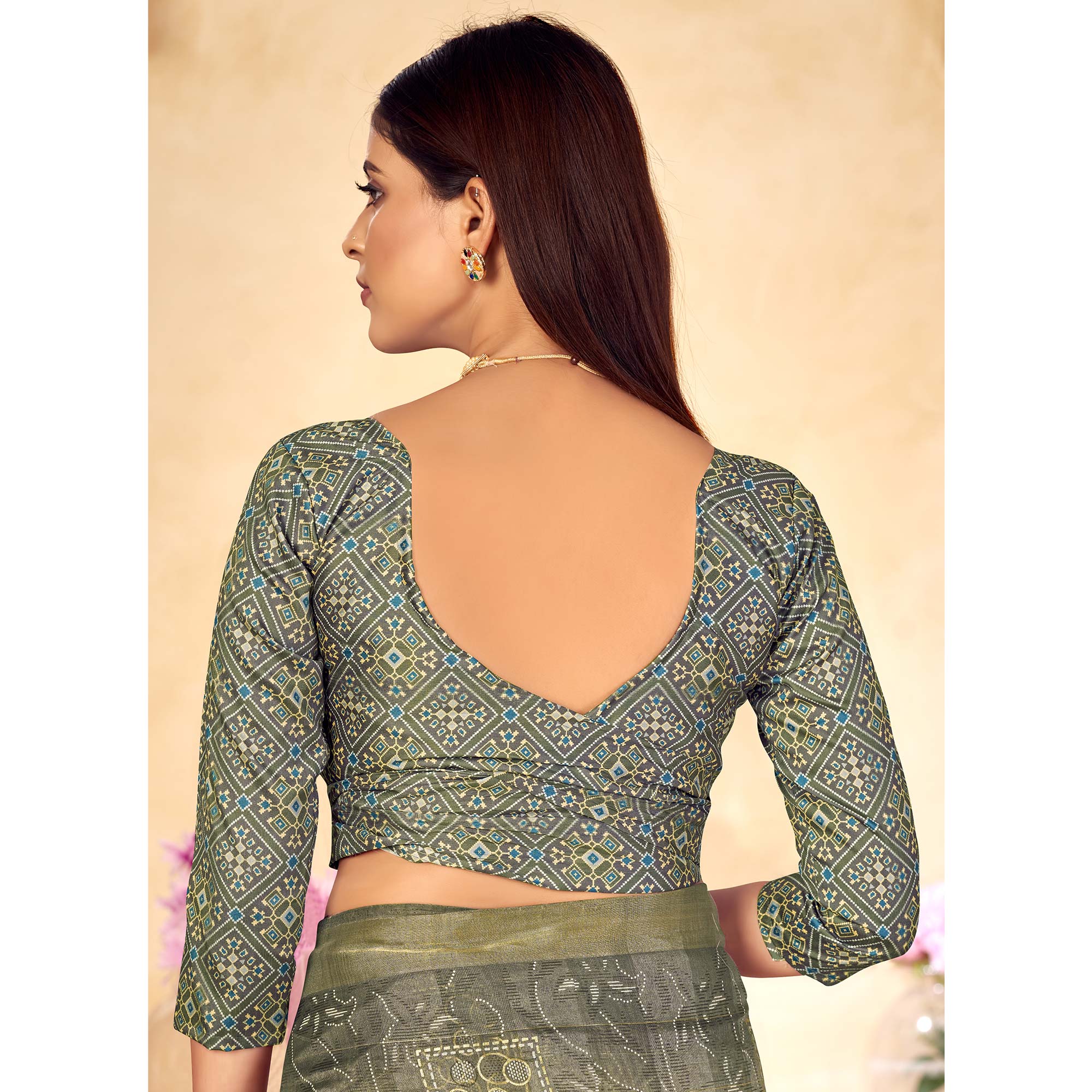 Grey Foil Printed Linen Silk Saree With Tassels