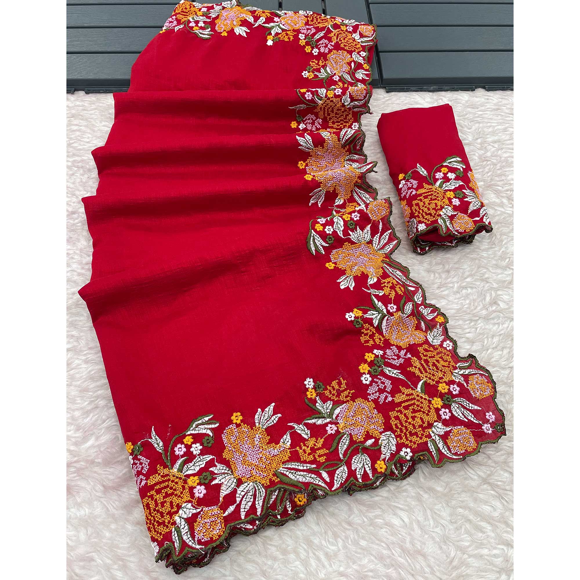 Red Embroidery Vichitra Silk Saree With Floral Border