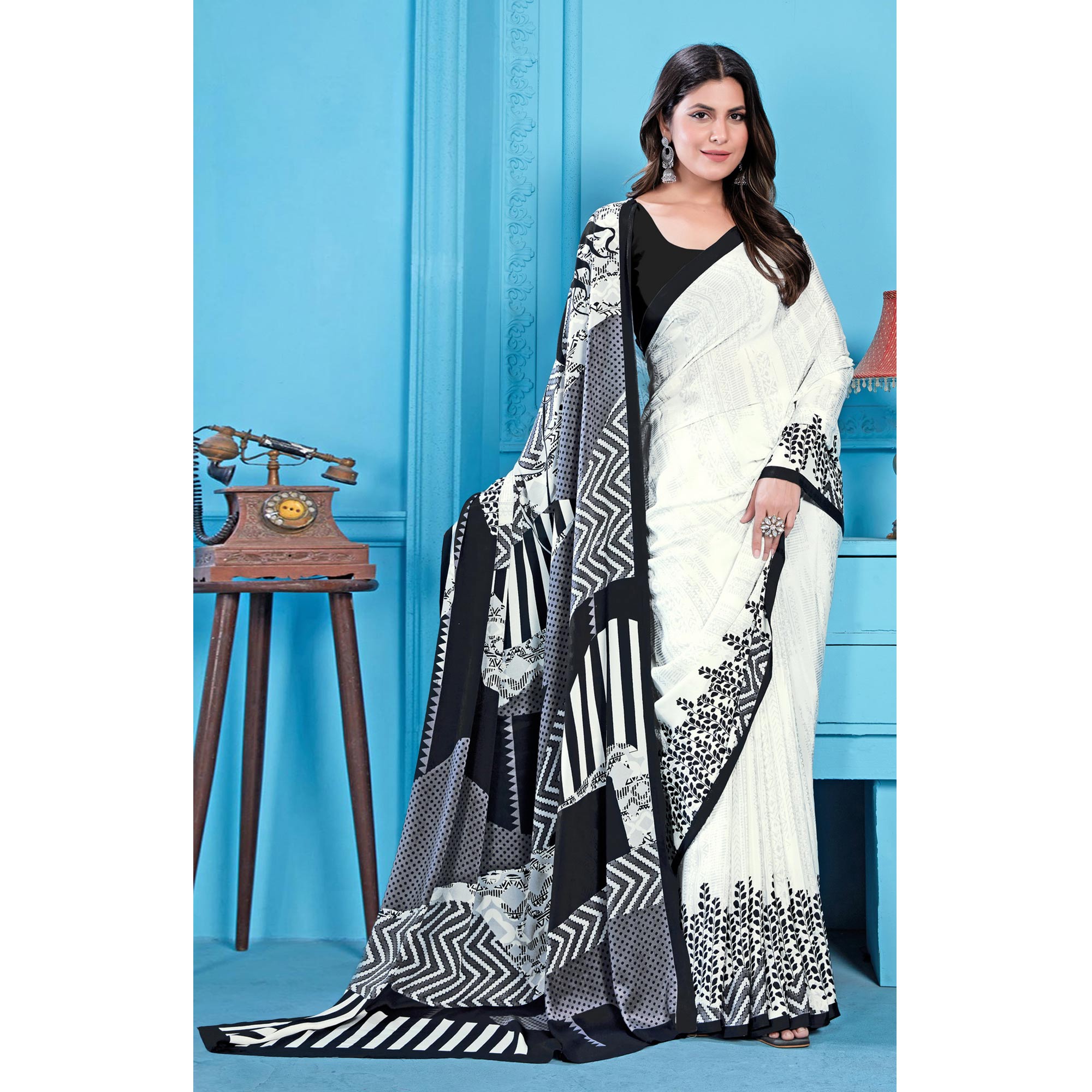 White Floral Printed Crepe Silk Saree