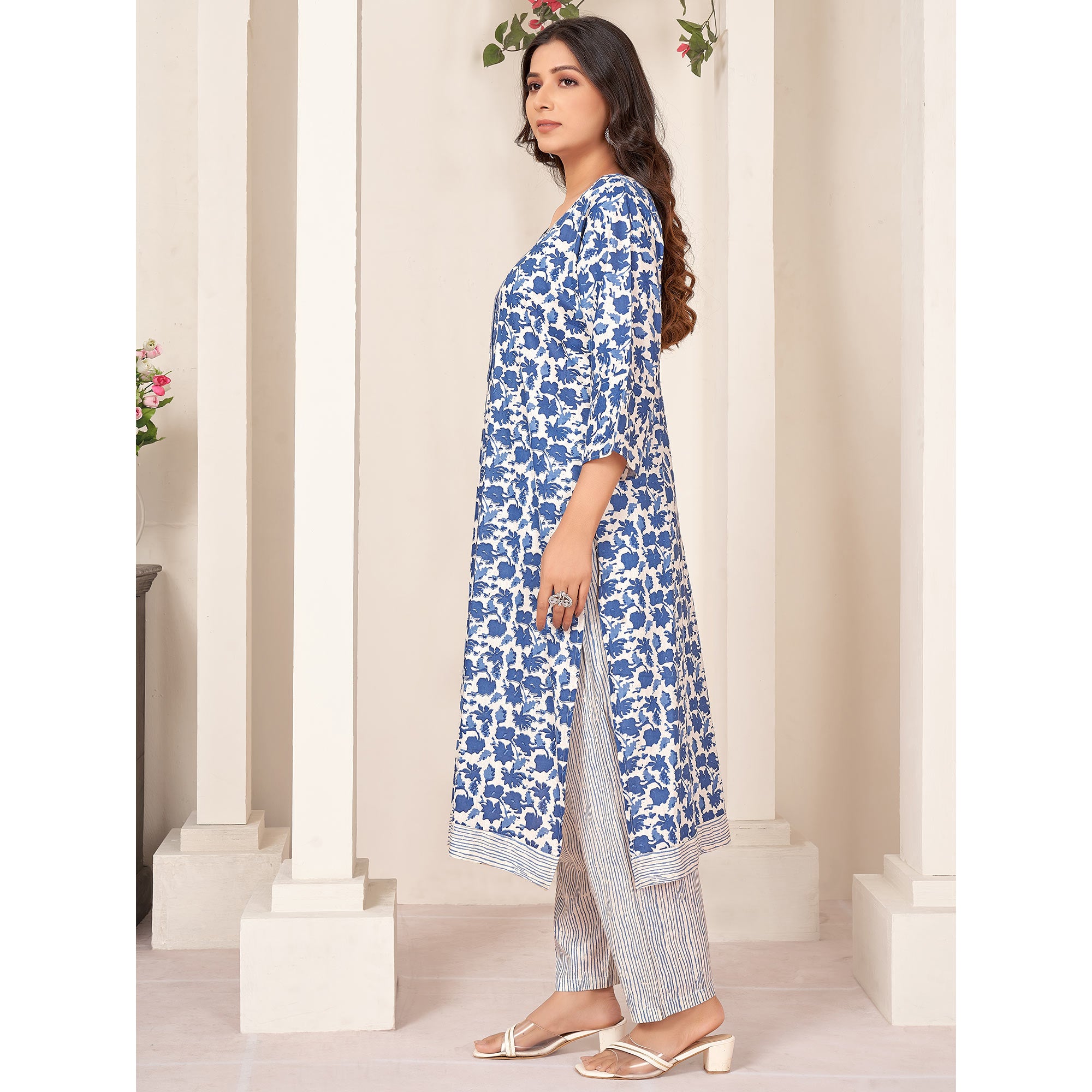 Blue Floral Printed Pure Cotton Salwar Suit