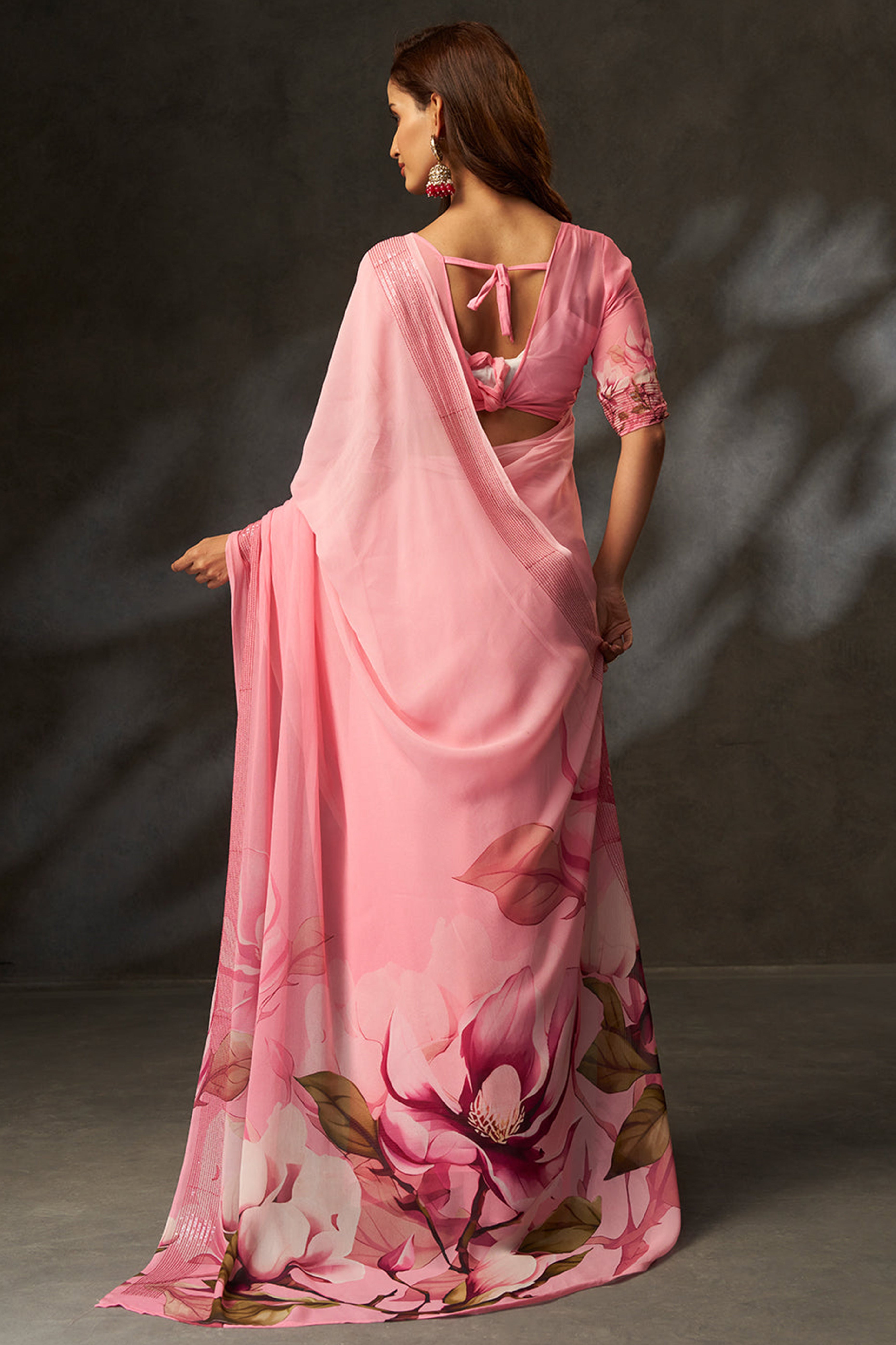 Graceful Pink Floral Digital Print Saree in Georgette With Artistic Crochet Border Work
