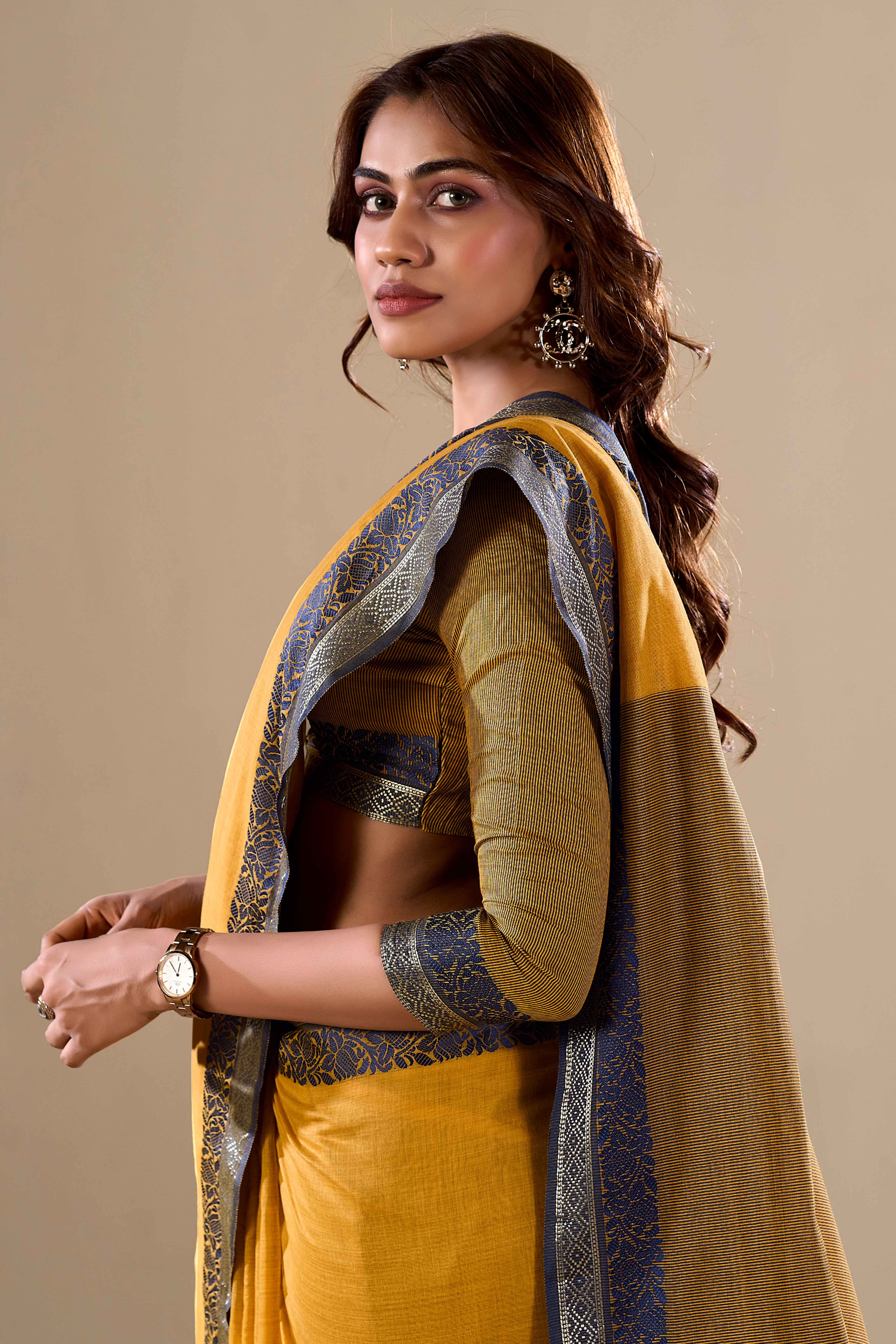 Mustard Khaadi Saree with Elegant Solid Body and Contrast Weaving Border